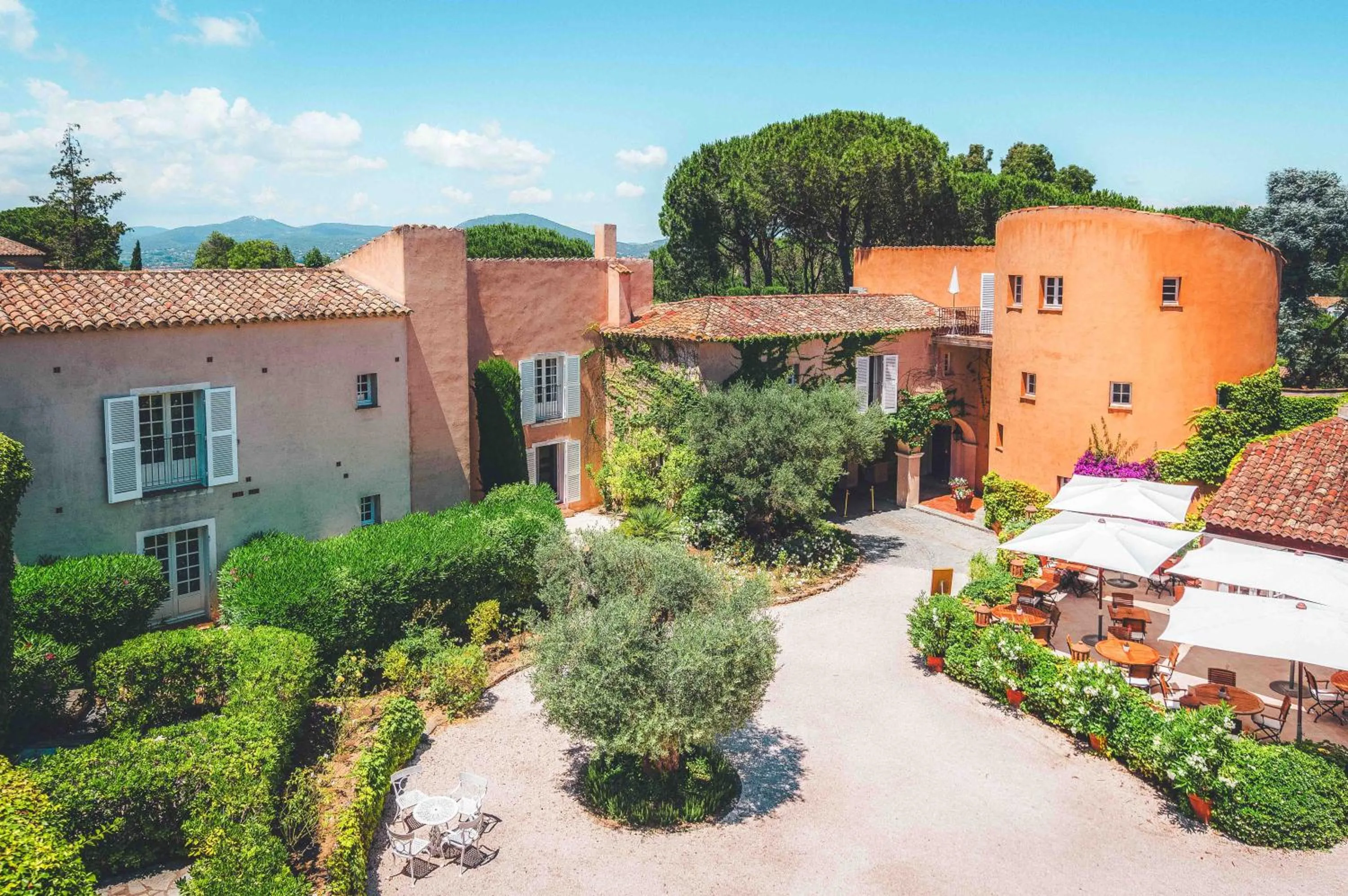 Property building in Hôtel La Mandarine