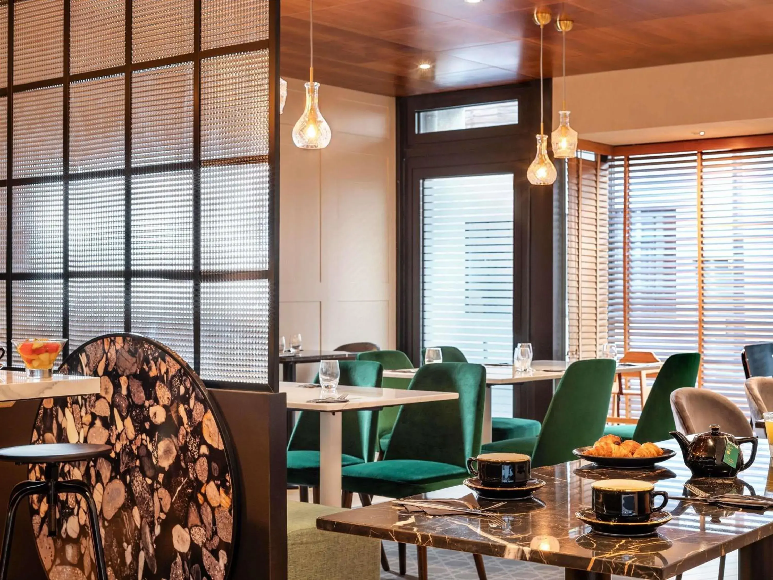 Breakfast in Mercure Paris Montparnasse Pasteur Breakfast in Mercure Paris Montparnasse Pasteur