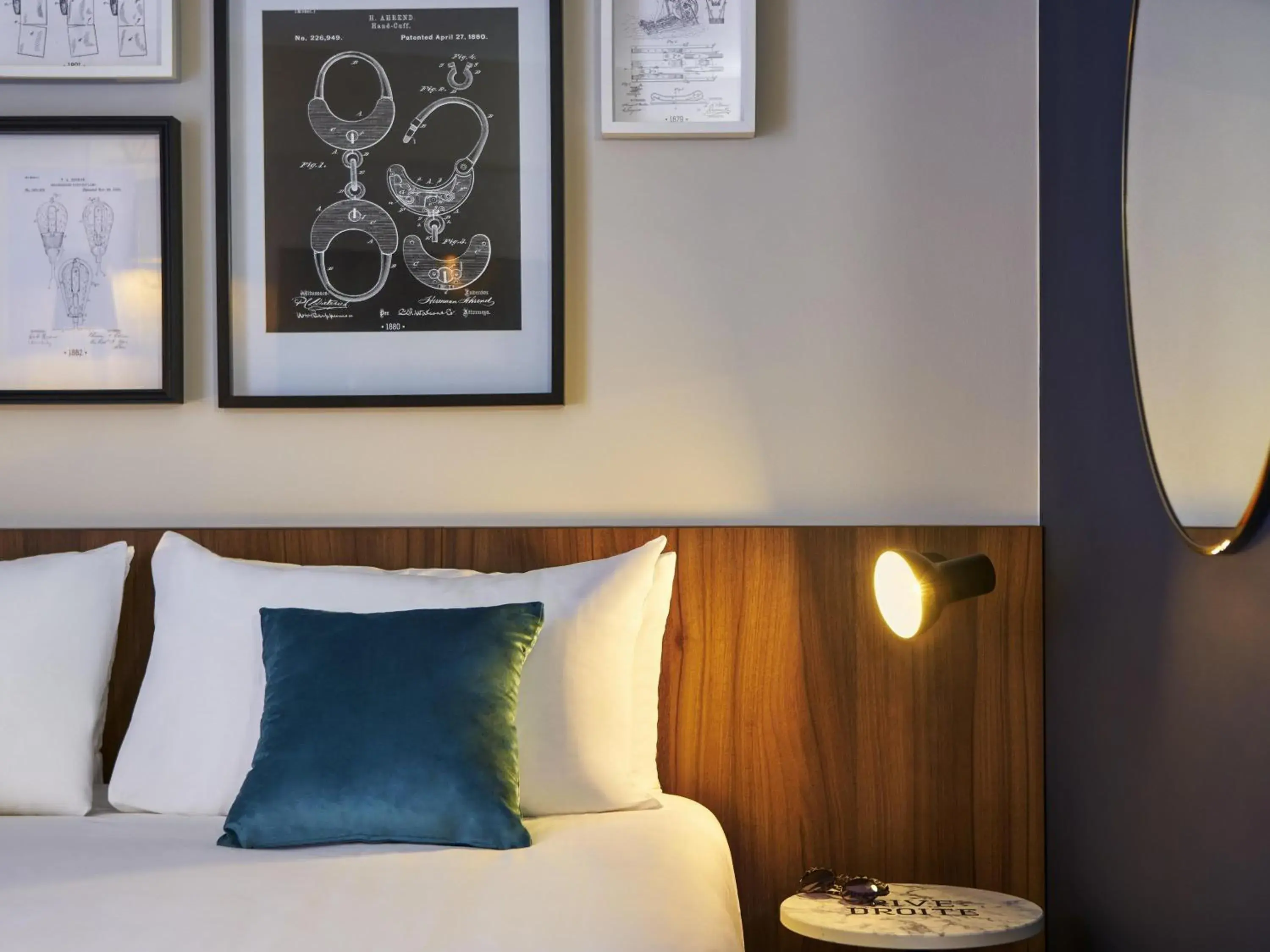 Bedroom, Bed in Mercure Paris Montparnasse Pasteur Bedroom, Bed in Mercure Paris Montparnasse Pasteur