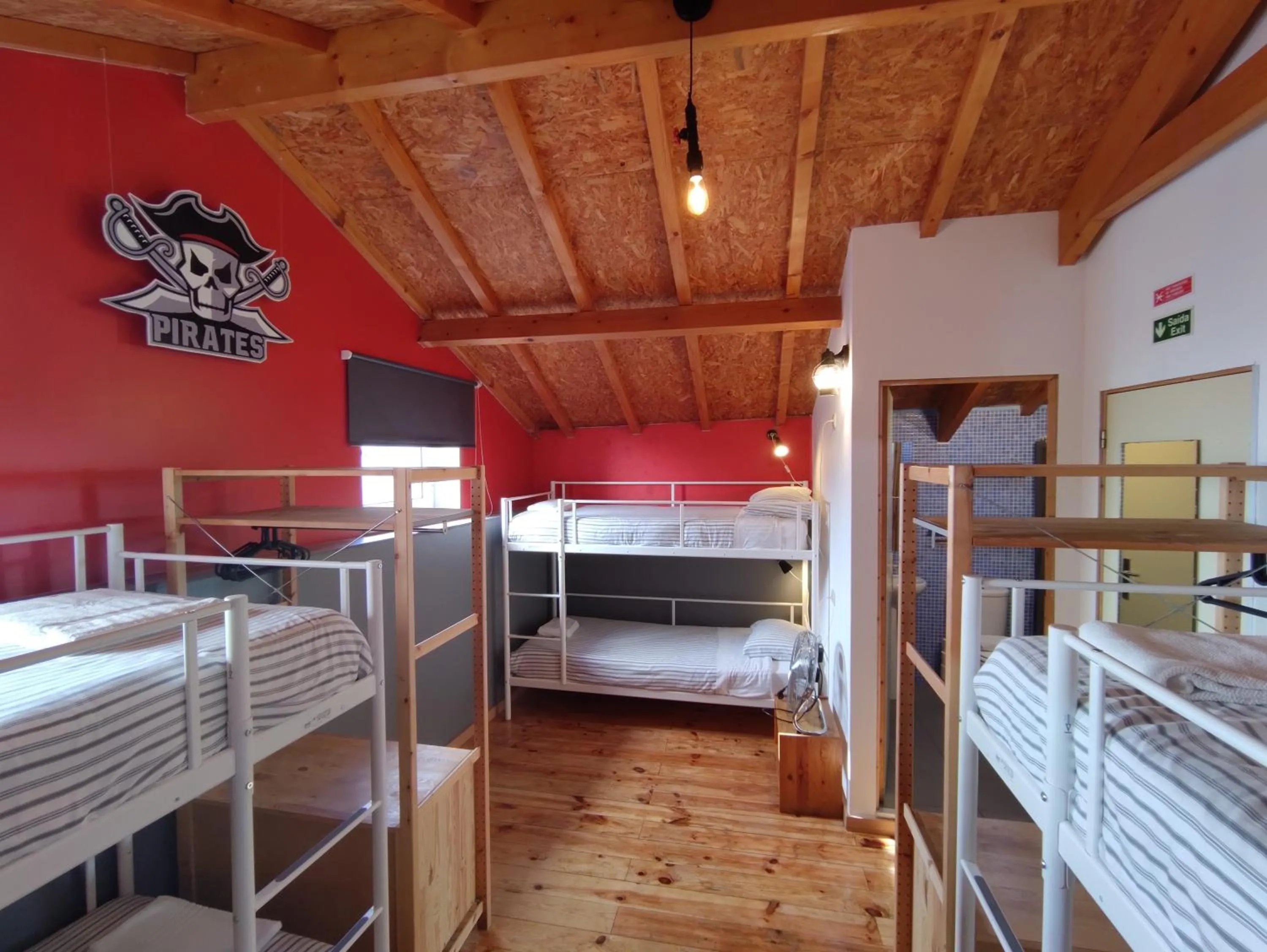 Bedroom, Bed in Sardines and Friends Hostel 04