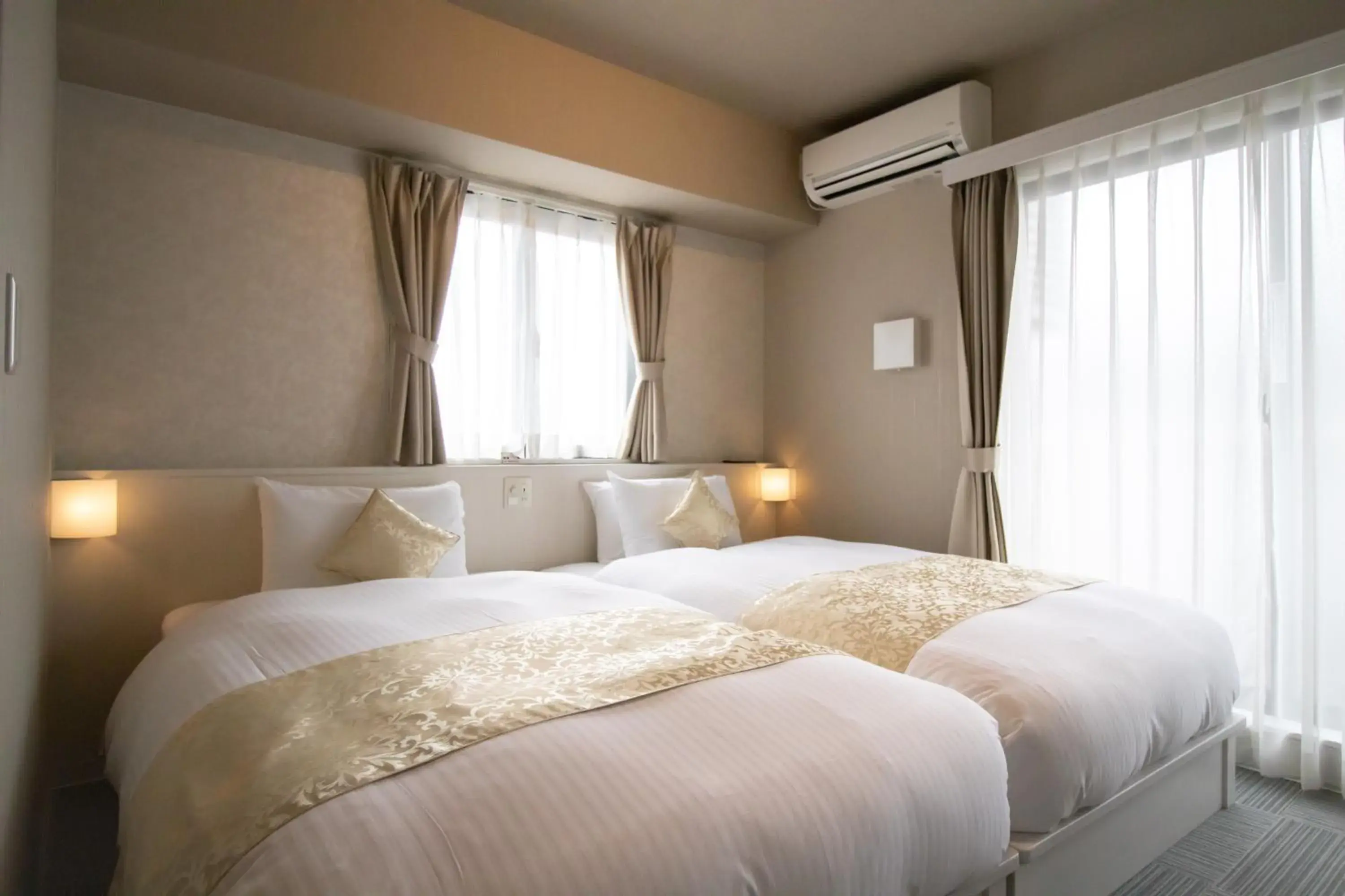 Bedroom, Bed in Framboise KYOTO Hotel de charme Bedroom, Bed in Framboise KYOTO Hotel de charme