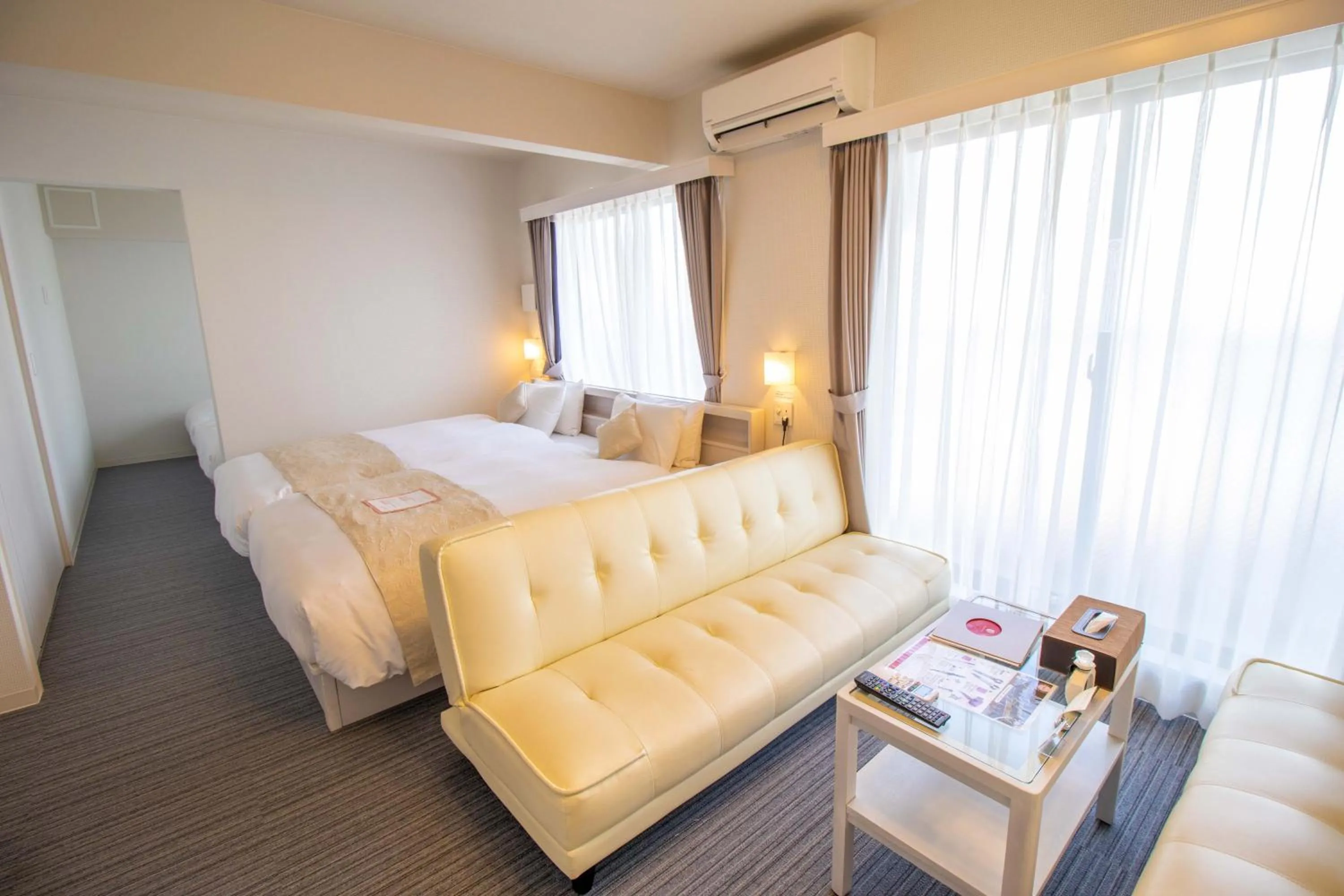 Living room, Bed in Framboise KYOTO Hotel de charme