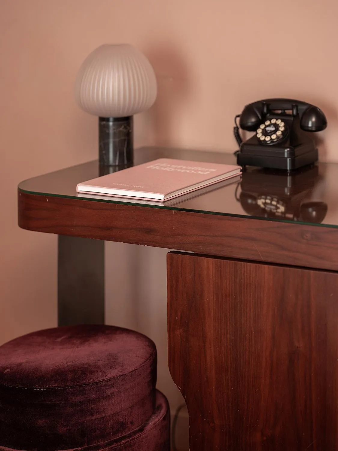 Decorative detail in Hôtel Belloy