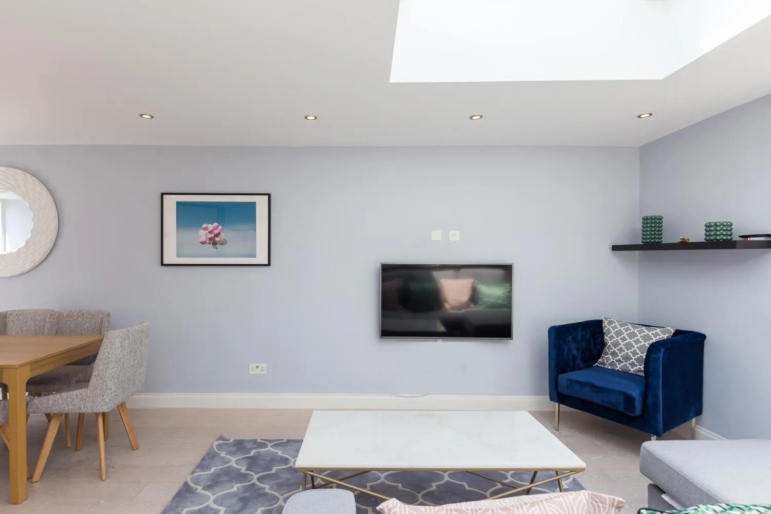 TV and multimedia in Prime Apartments in Covent Garden