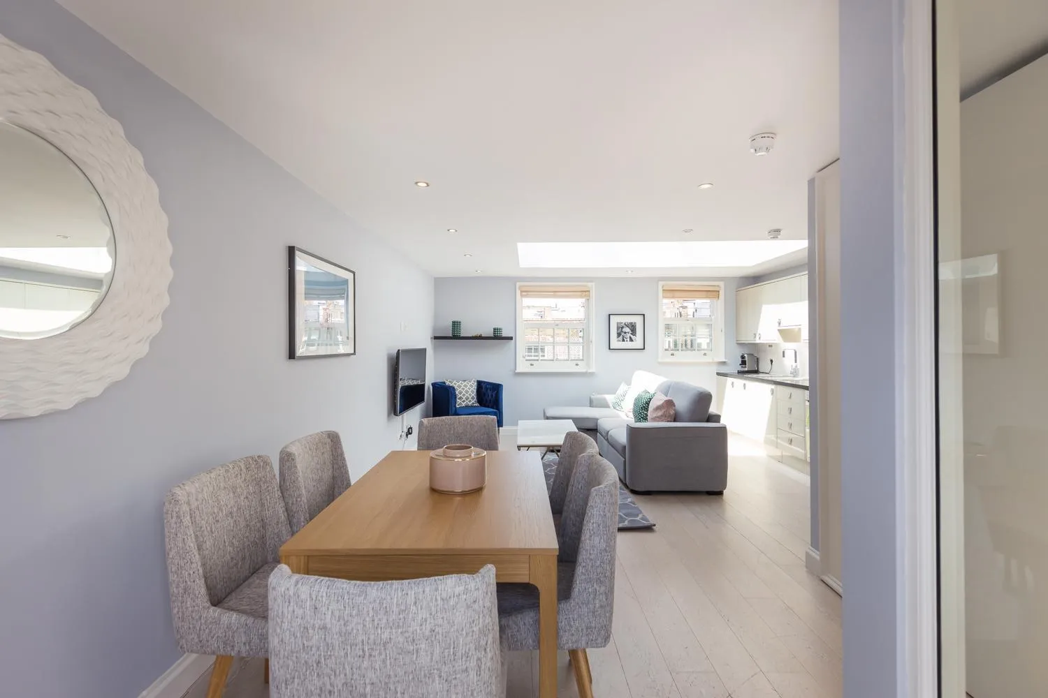 TV and multimedia in Prime Apartments in Covent Garden