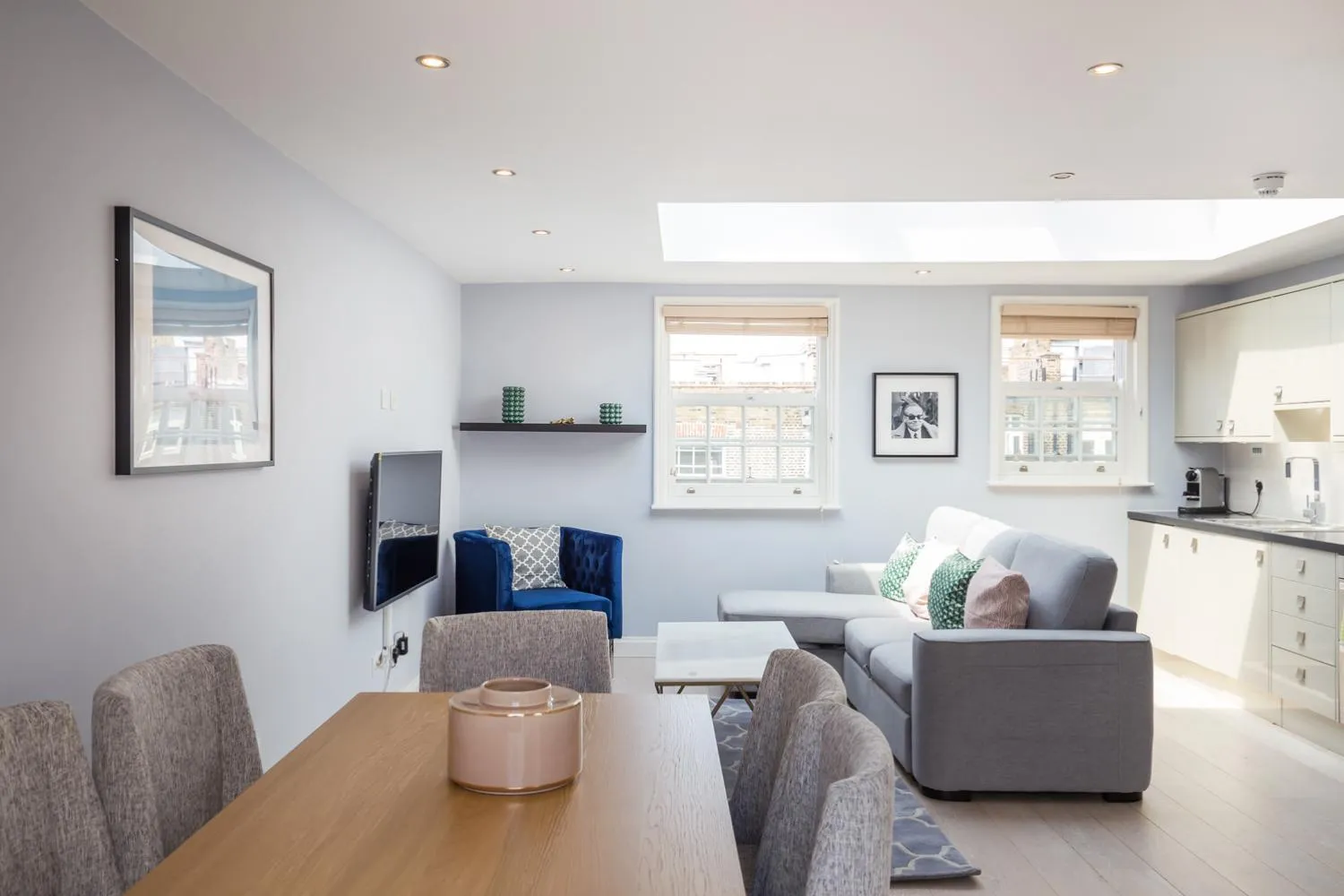 TV and multimedia in Prime Apartments in Covent Garden
