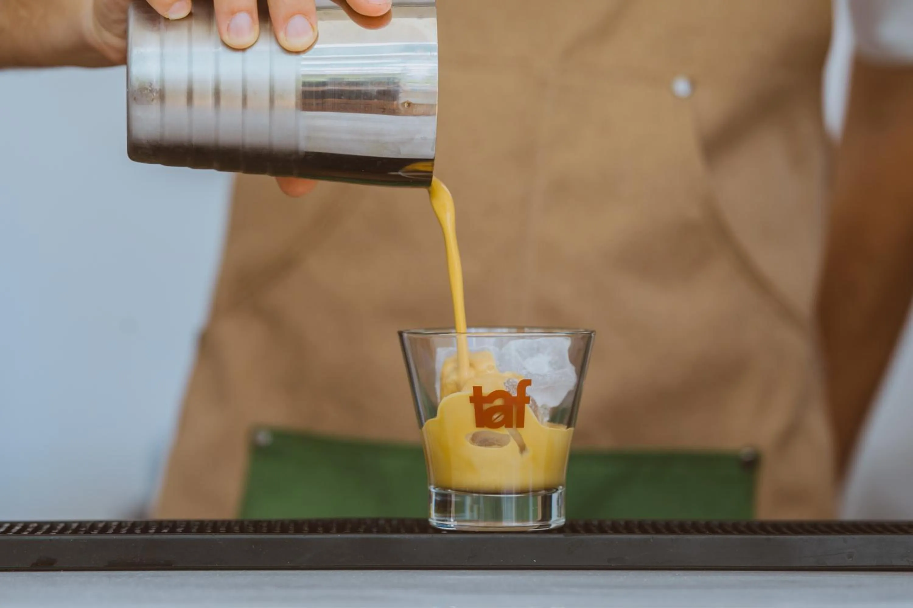 Coffee/tea facilities in Elektra Comfort Hotel by Del Mare