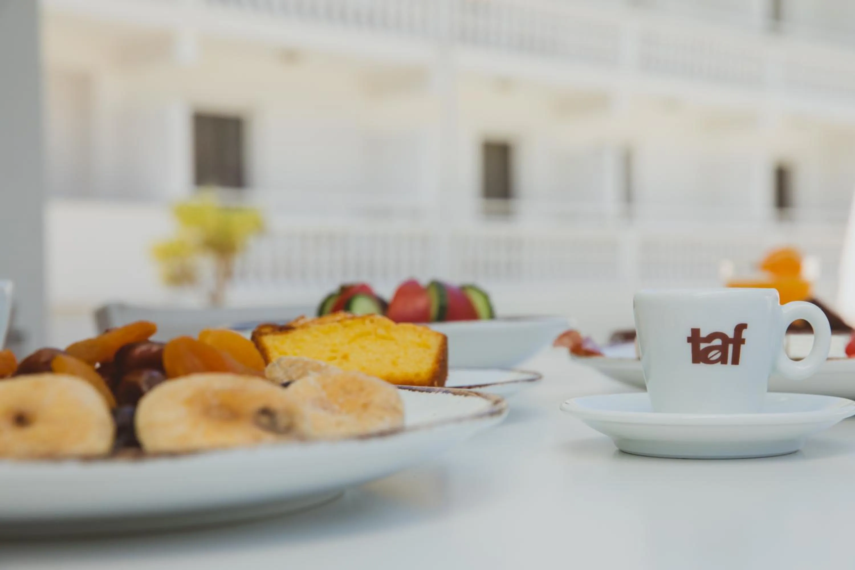 Food and drinks in Elektra Comfort Hotel by Del Mare