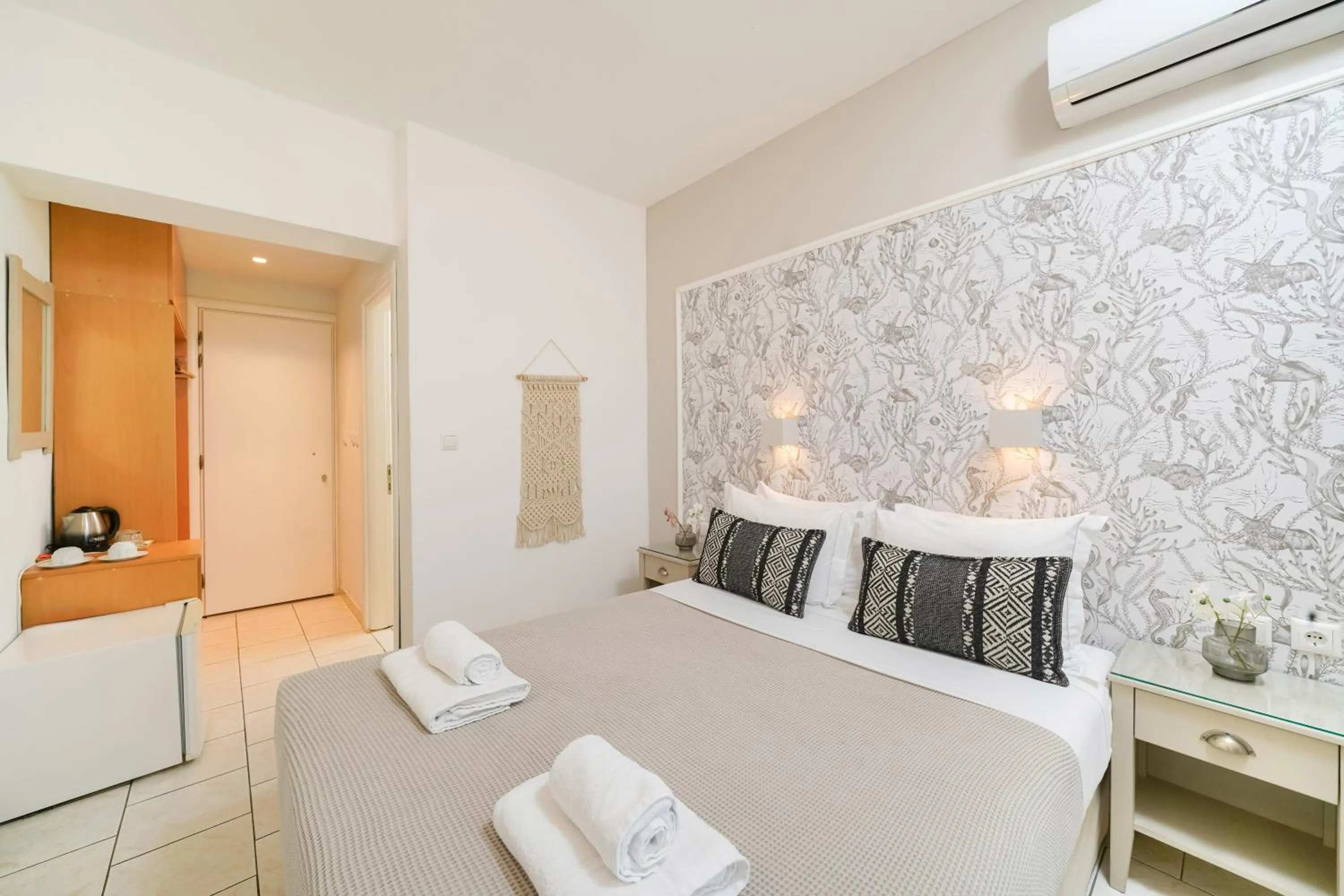 Bed in Elektra Comfort Hotel by Del Mare