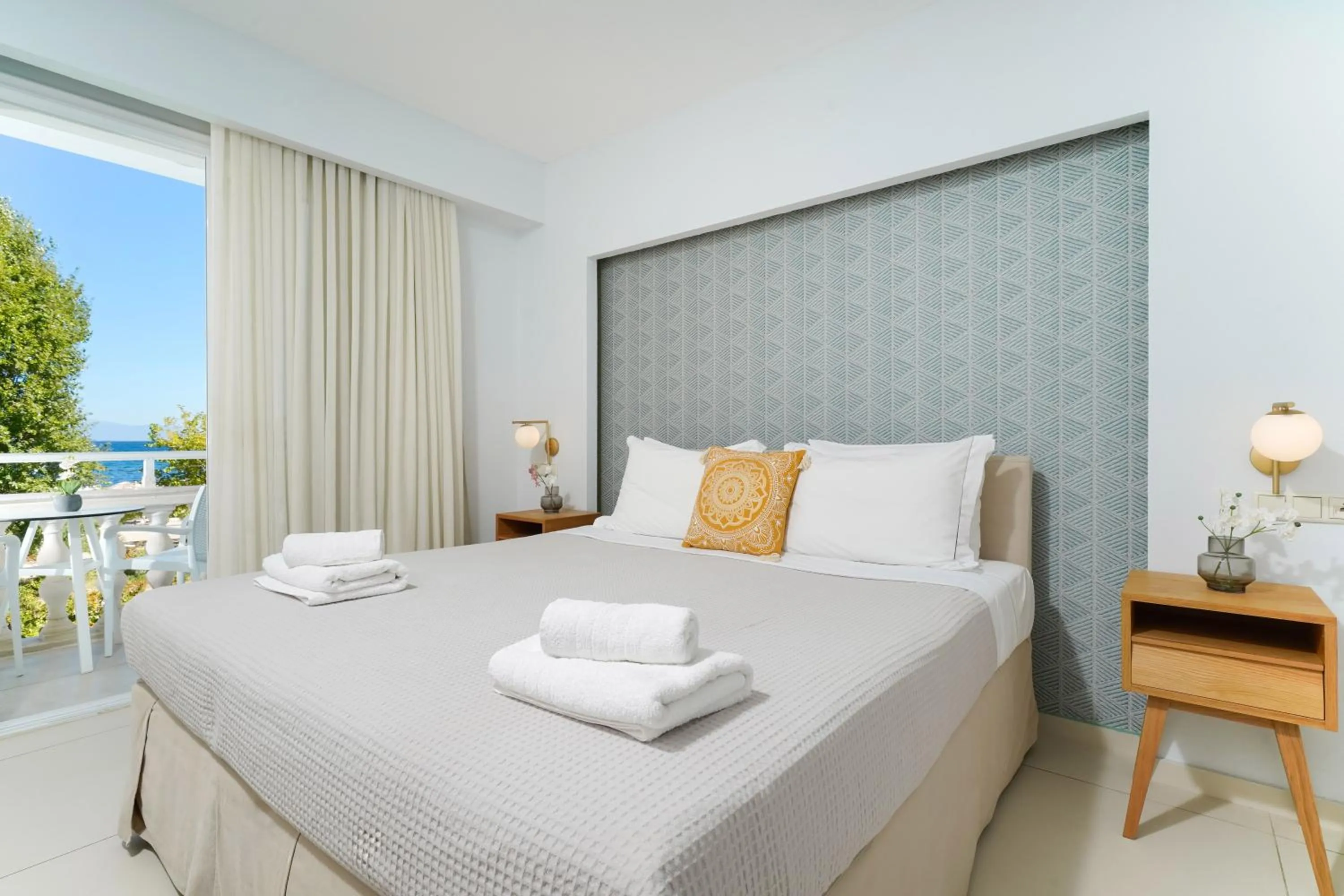 Bed in Elektra Comfort Hotel by Del Mare