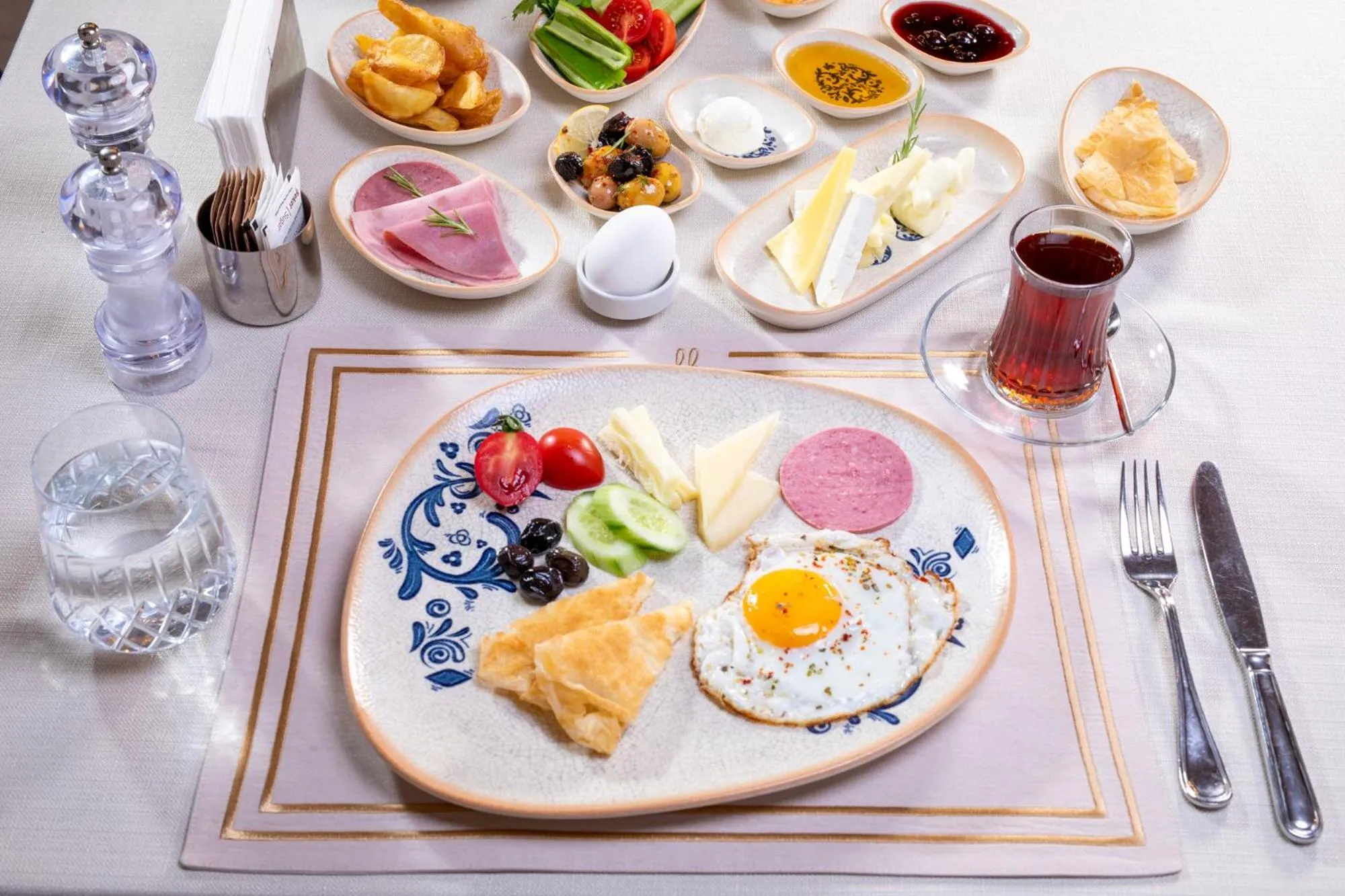 Food and drinks in MFB Tarabya Hotel