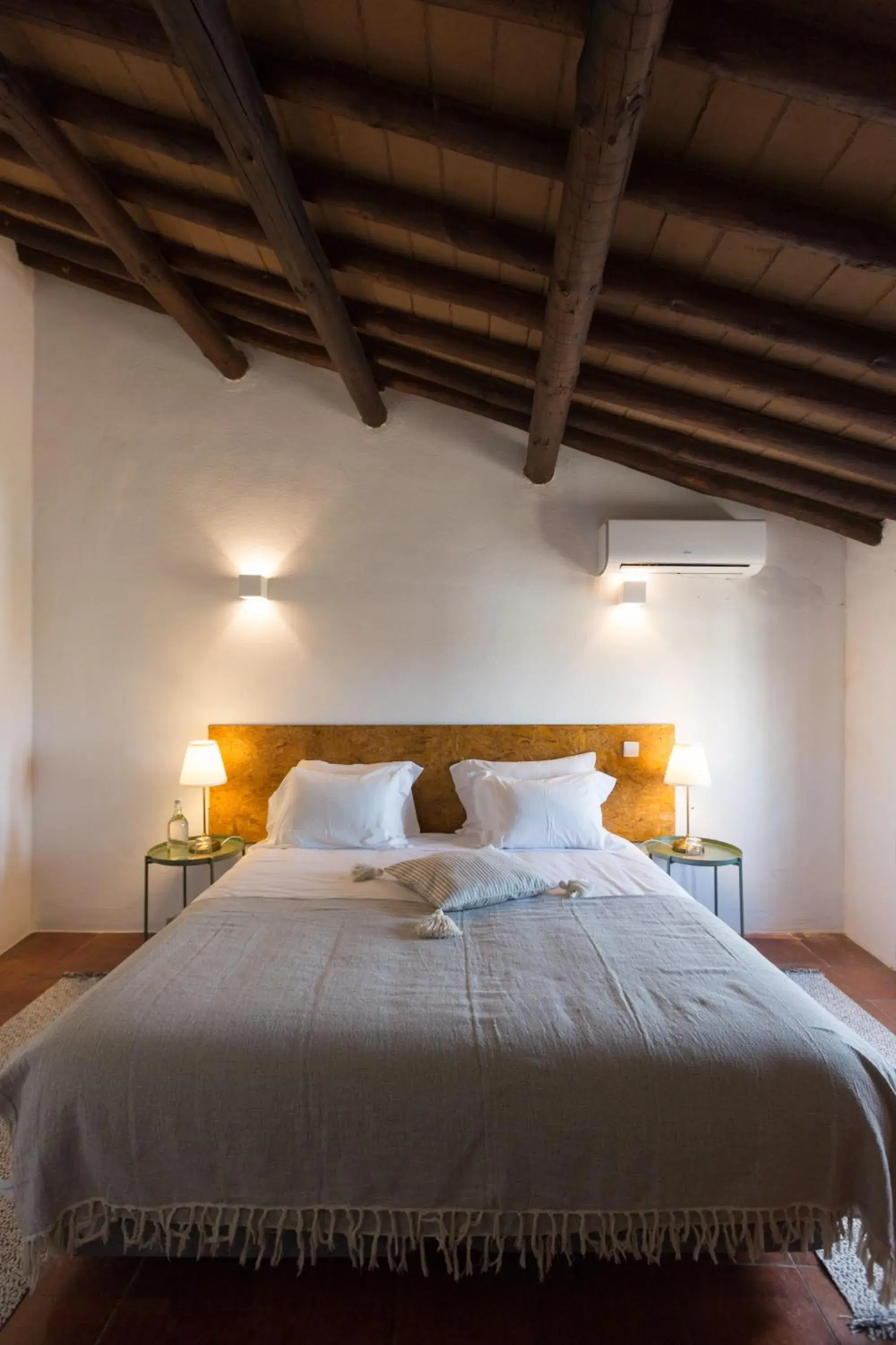 Double Room with Lake View in Estalagem de Monsaraz Double Room with Lake View in Estalagem de Monsaraz