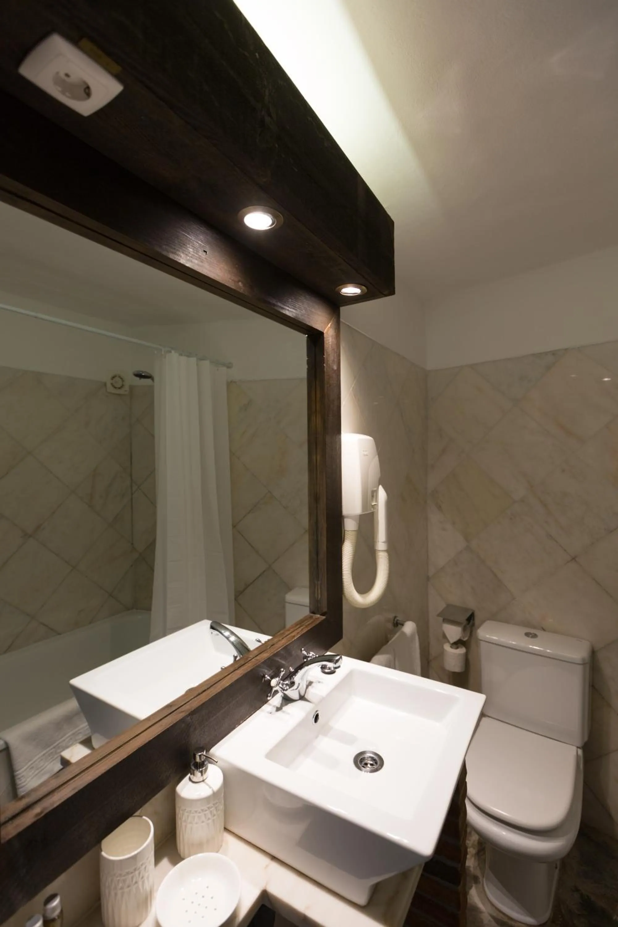 Toilet in Estalagem de Monsaraz