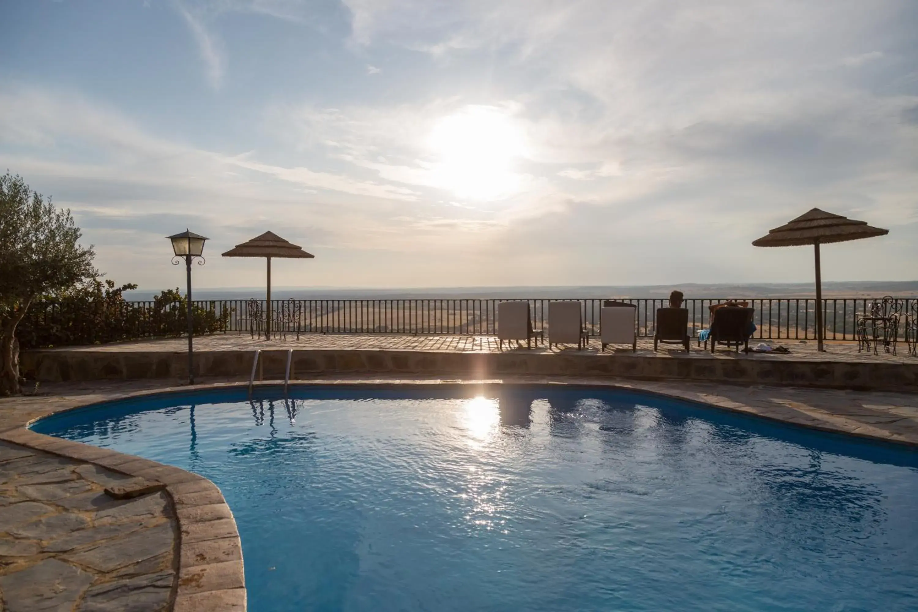 Swimming pool in Estalagem de Monsaraz Swimming pool in Estalagem de Monsaraz