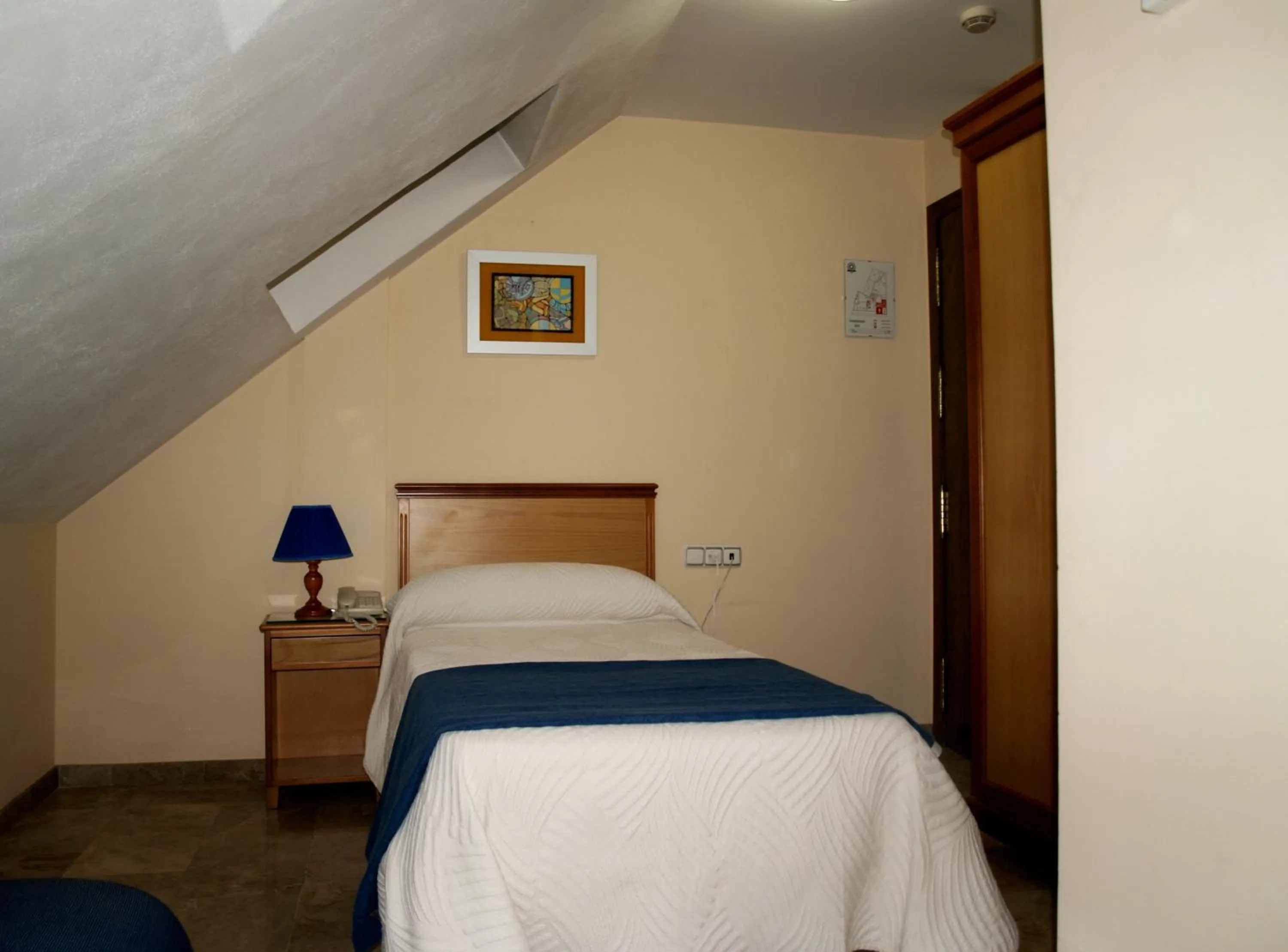 Bedroom, Bed in Hotel Al-Yussana