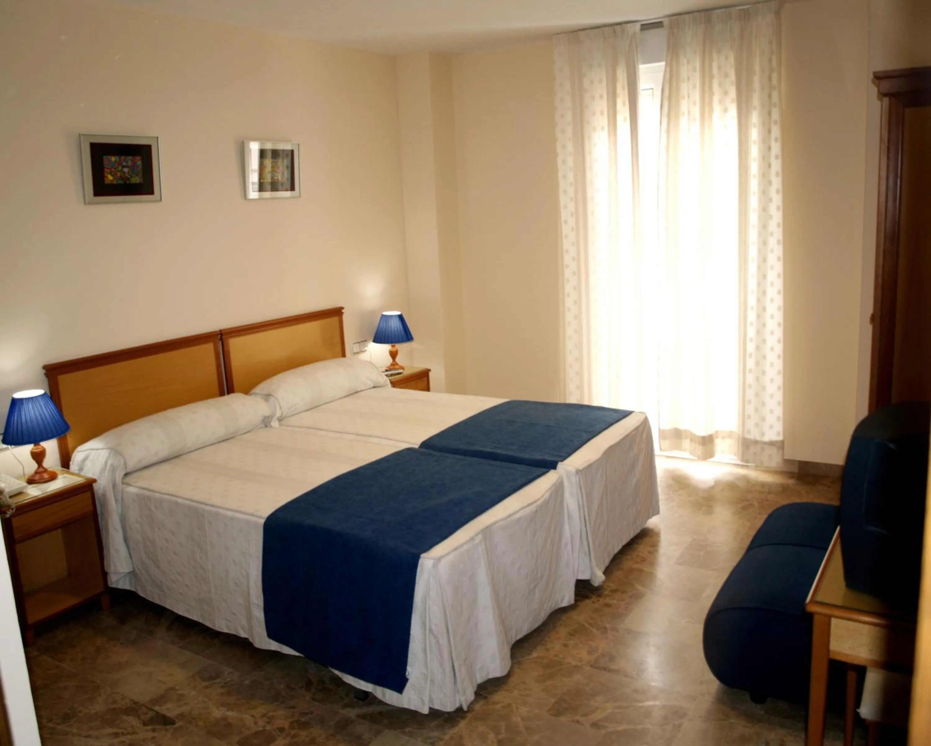 Decorative detail, Bed in Hotel Al-Yussana