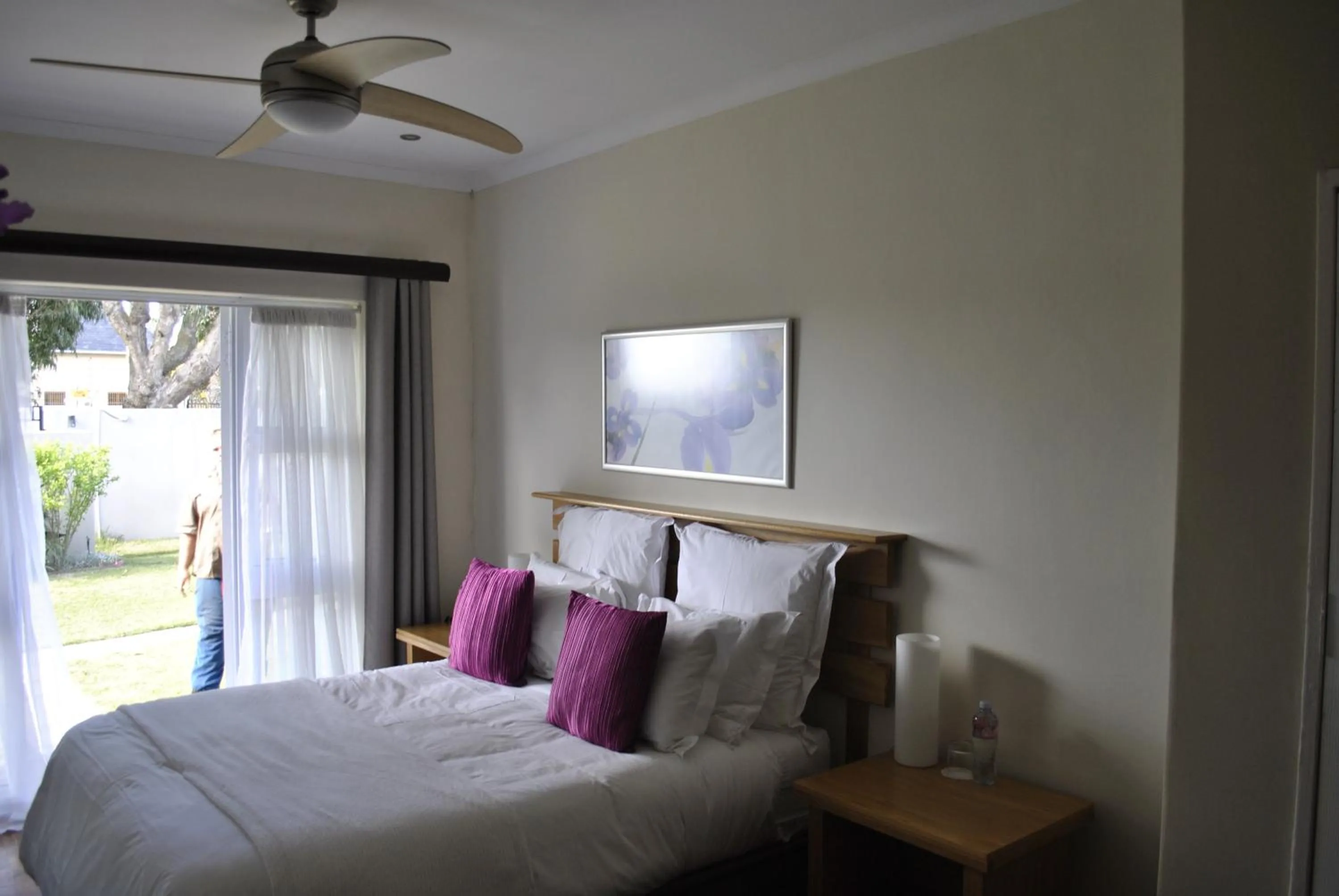 Bed in Cotswold House Residence