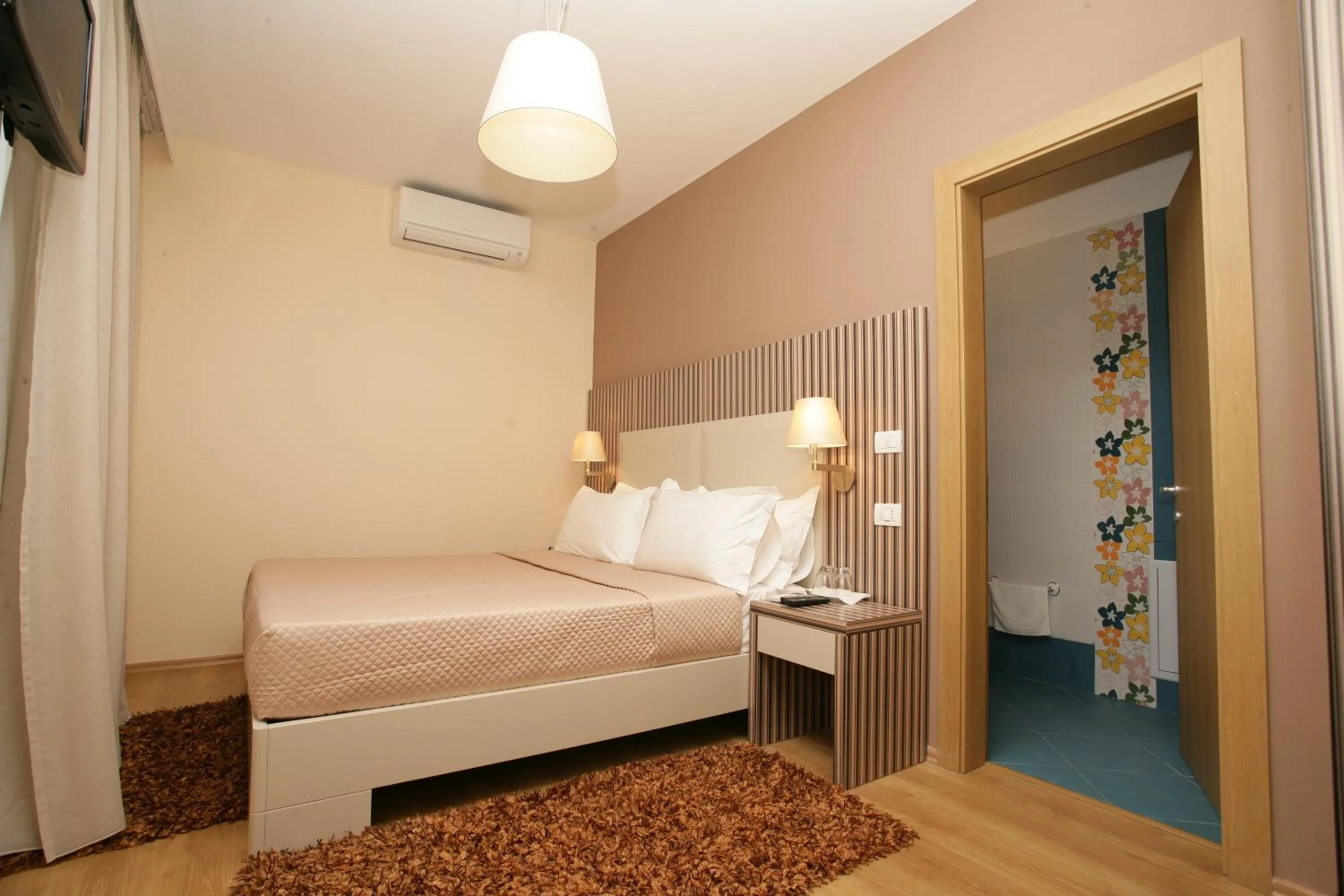 Photo of the whole room in Hotel Vila 60