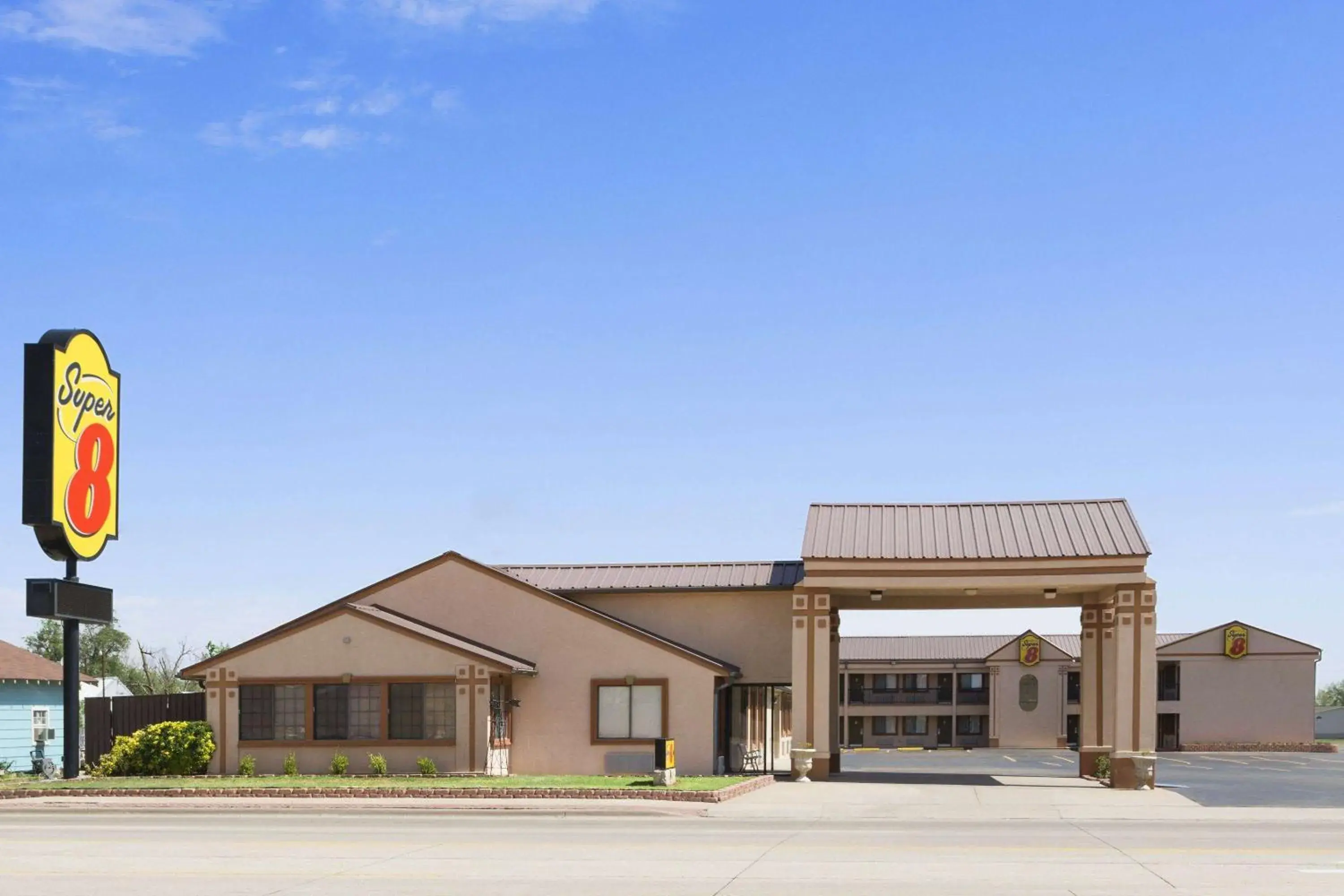 Property building in Super 8 by Wyndham Childress Property building in Super 8 by Wyndham Childress