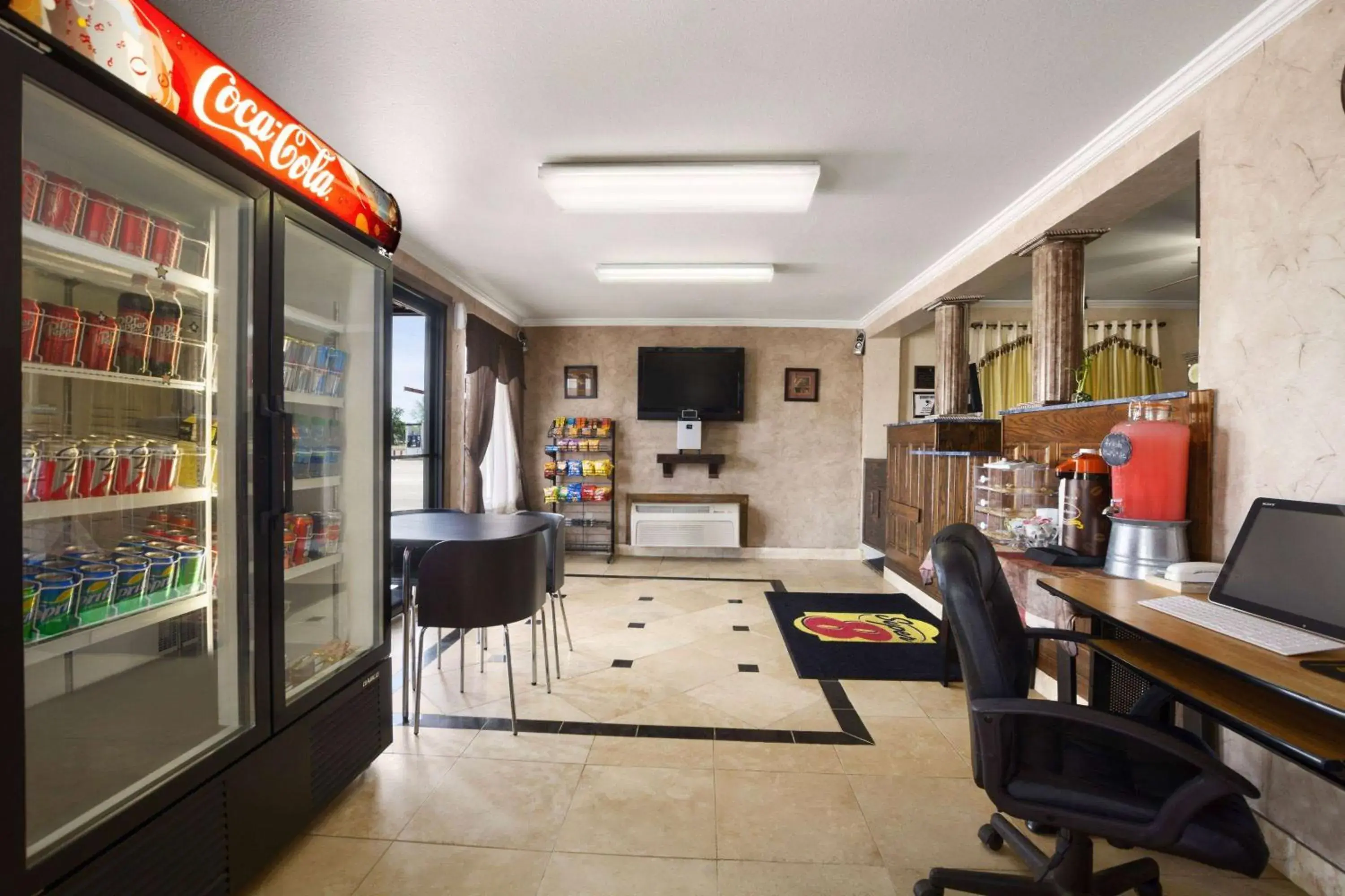 Lobby or reception in Super 8 by Wyndham Childress Lobby or reception in Super 8 by Wyndham Childress