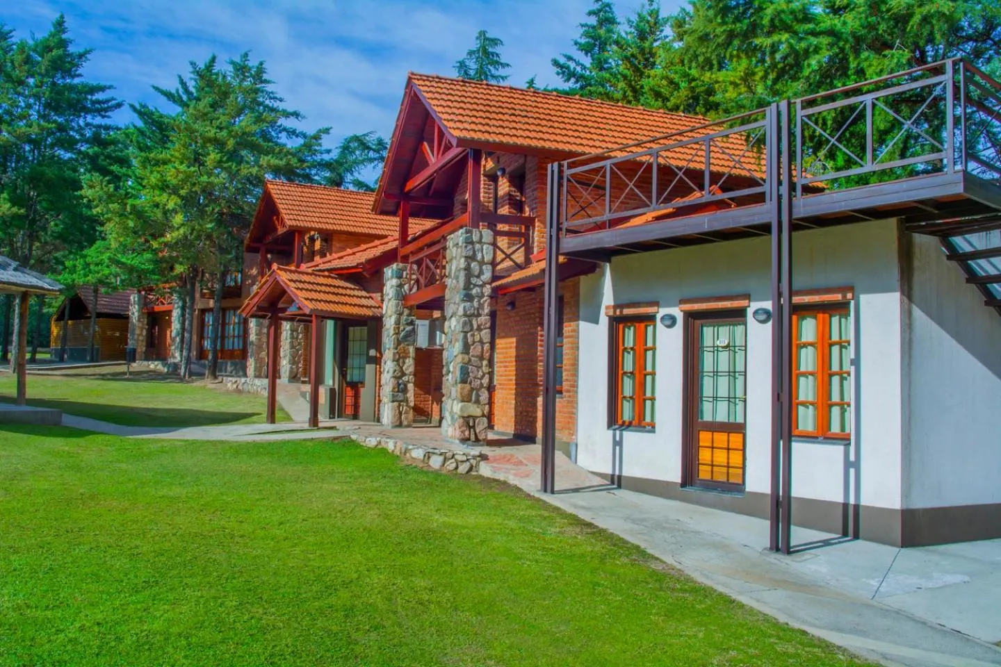Property building in Hotel Villa Sol
