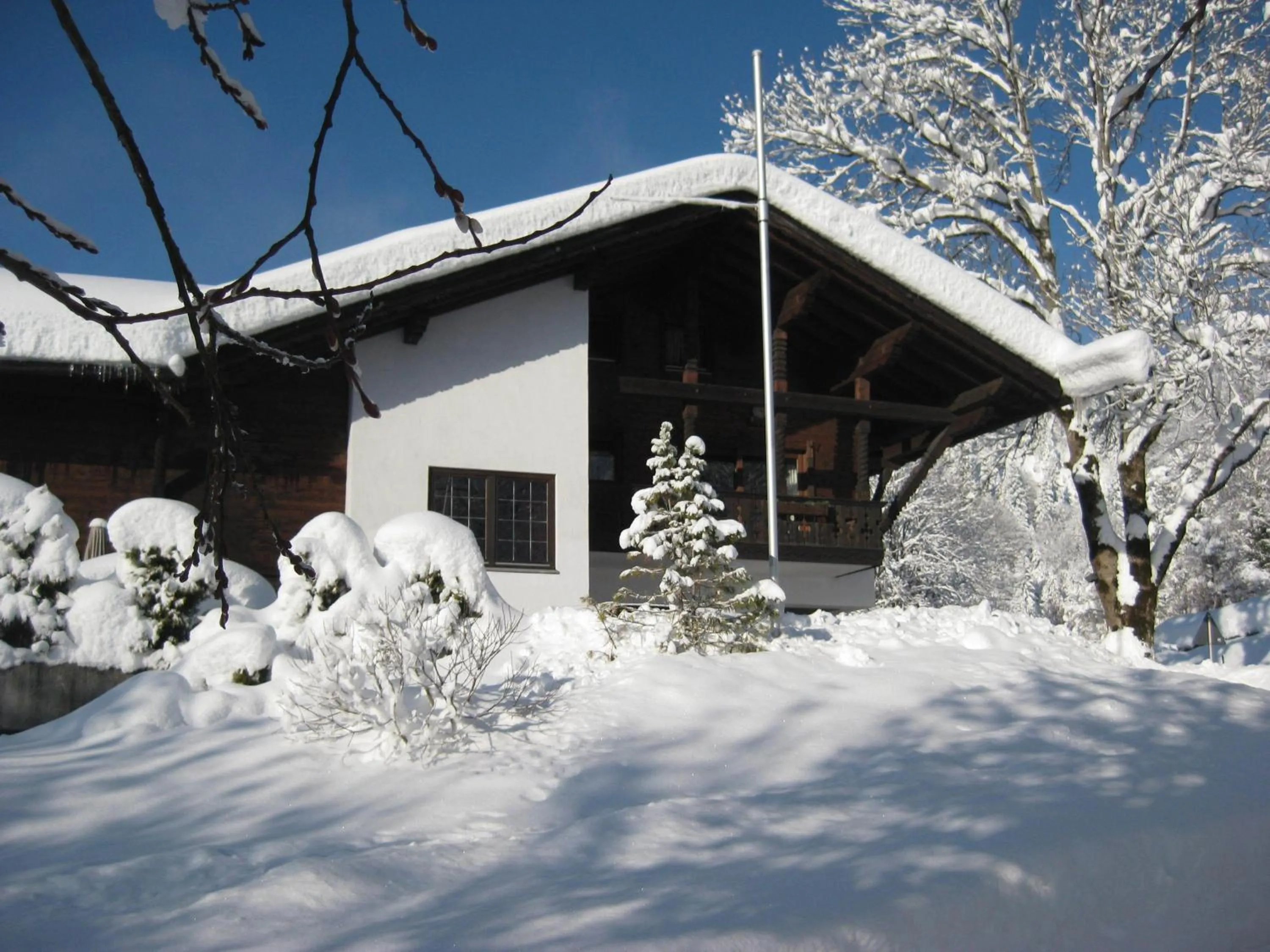 Property building in Panoramahotel Karwendelhof