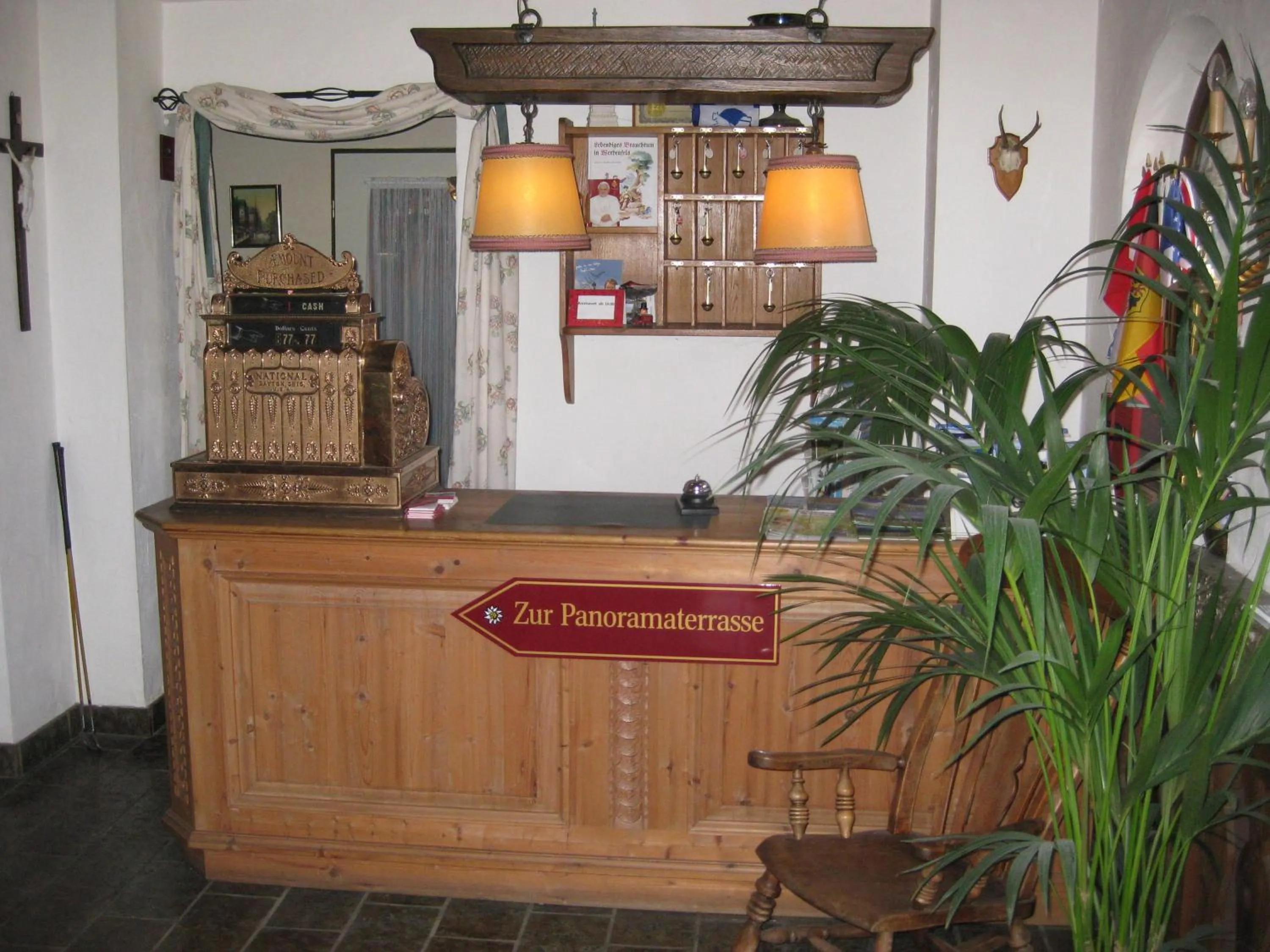 Lobby or reception in Panoramahotel Karwendelhof