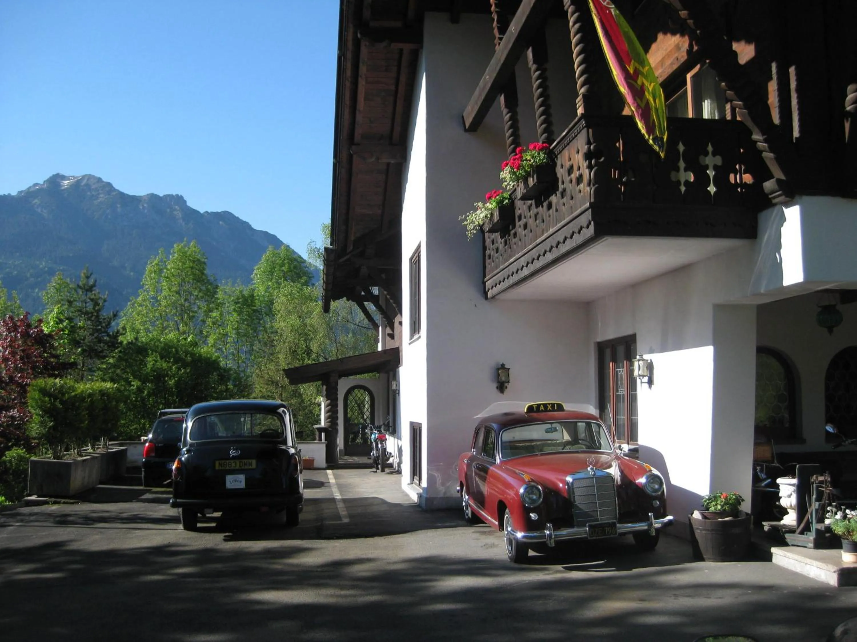 Facade/entrance in Panoramahotel Karwendelhof