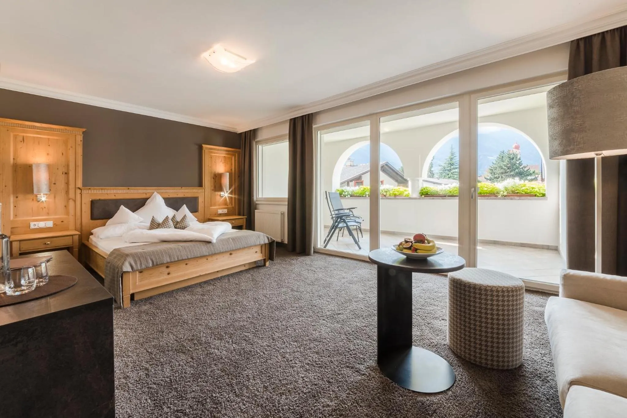 Photo of the whole room, Bed in Klein Fein Hotel Anderlahn