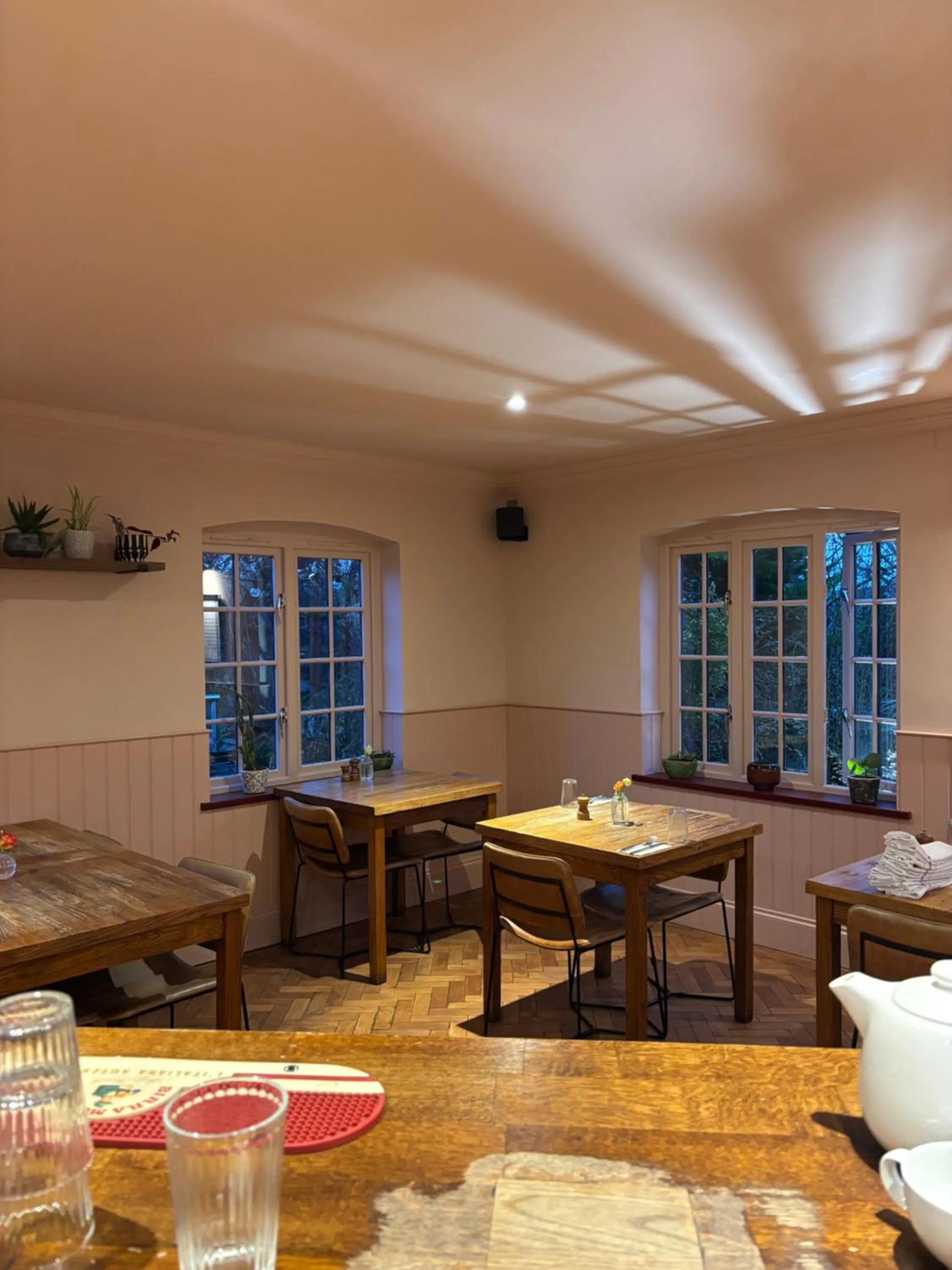 Restaurant/places to eat in The Mooring Post