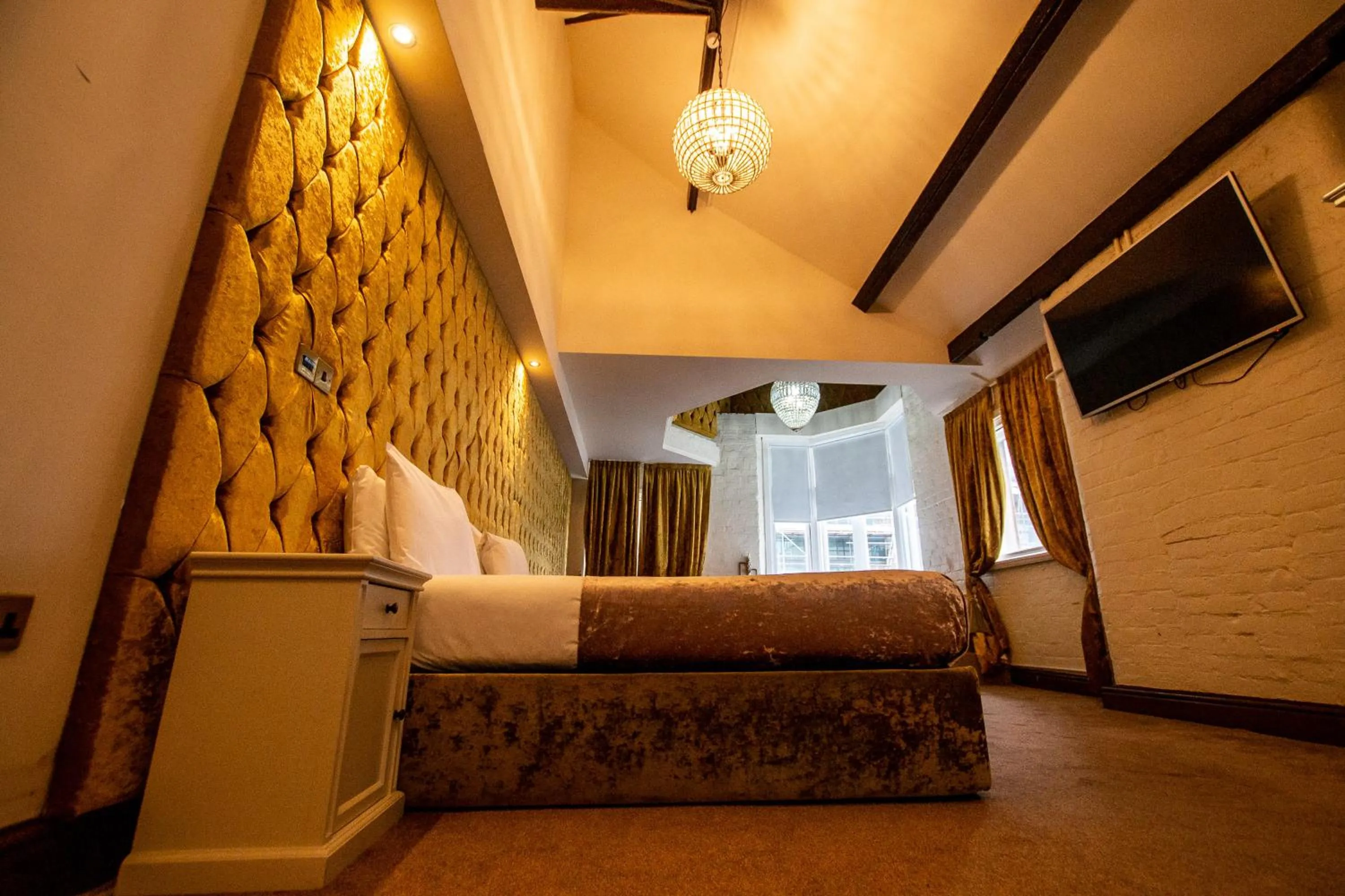 Bed in The Dixie Dean Hotel