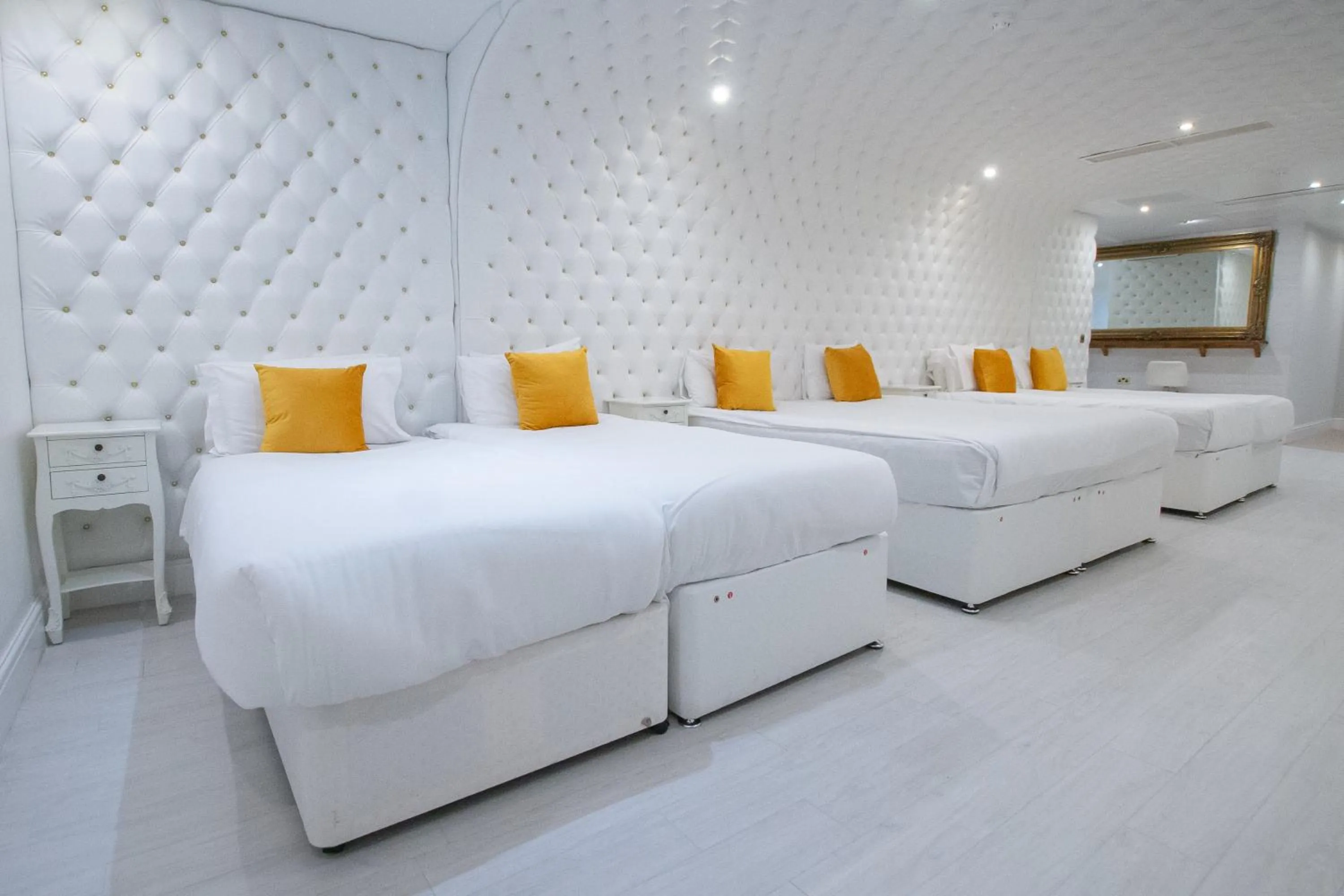 Bed in The Dixie Dean Hotel