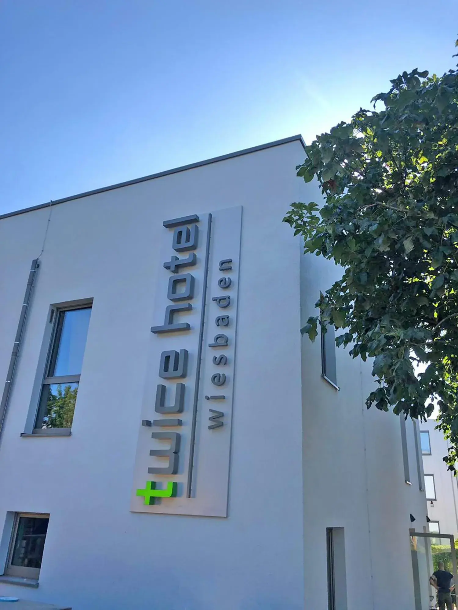 Facade/entrance in tinyTwice Hotel Wiesbaden Facade/entrance in tinyTwice Hotel Wiesbaden