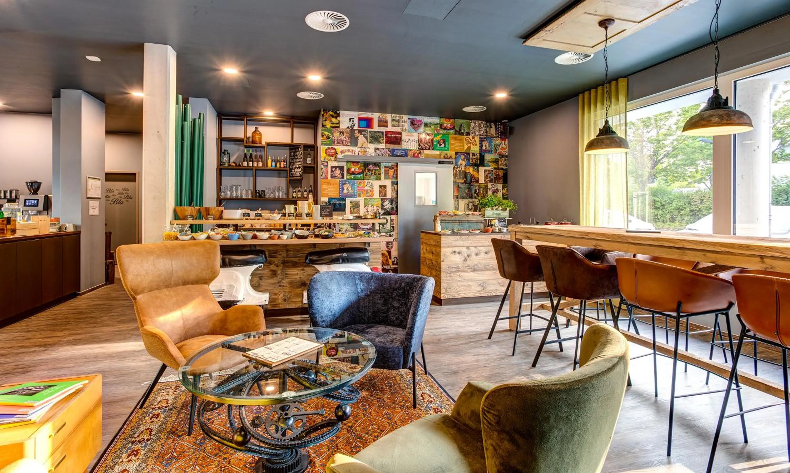 Lounge or bar in tinyTwice Hotel Wiesbaden