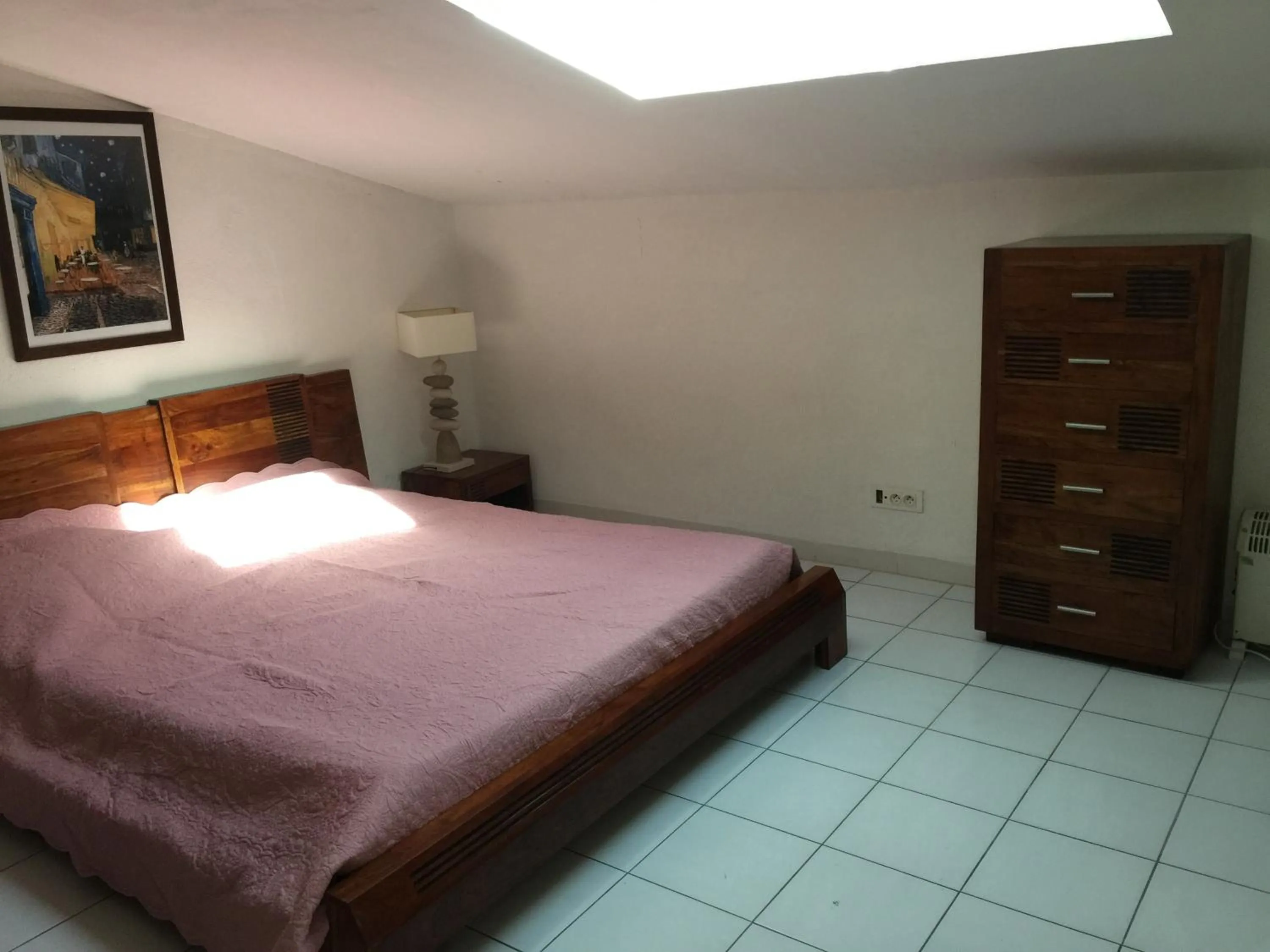 Bedroom in L'oasis-LES ISSAMBRES