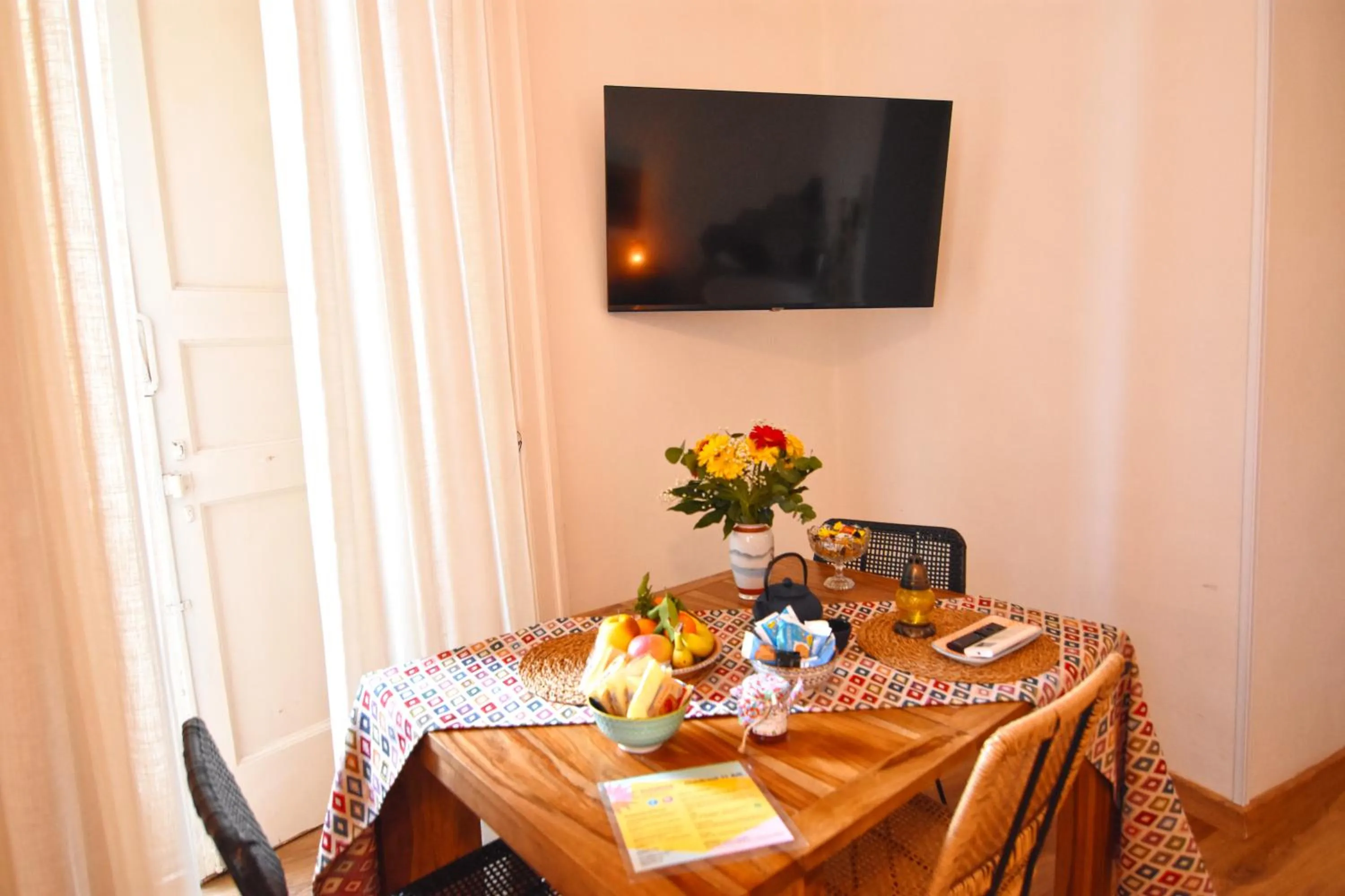 TV and multimedia in Sunrise Luxury