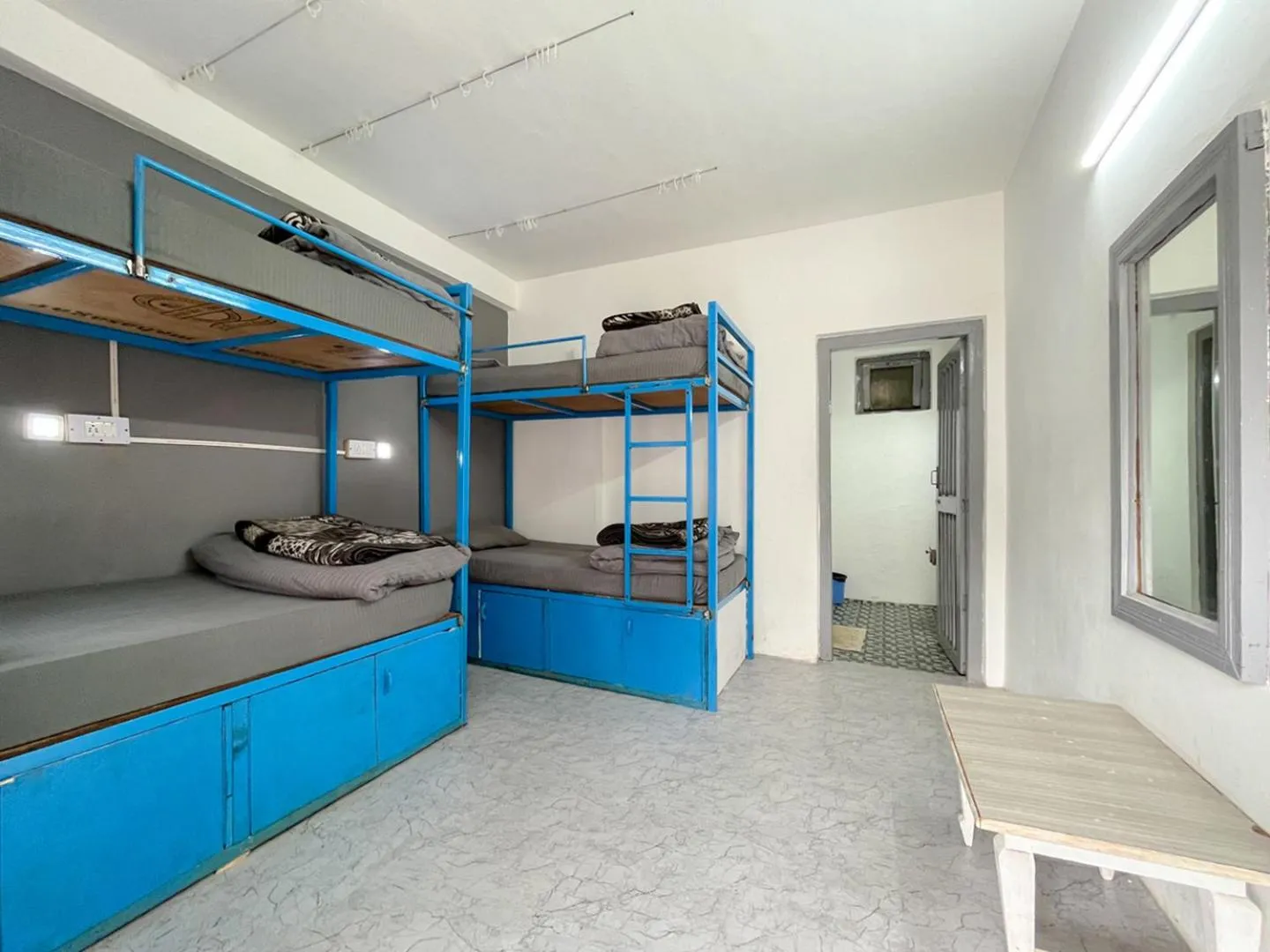 bunk bed in Young Monk Hostel & Cafe Old Manali