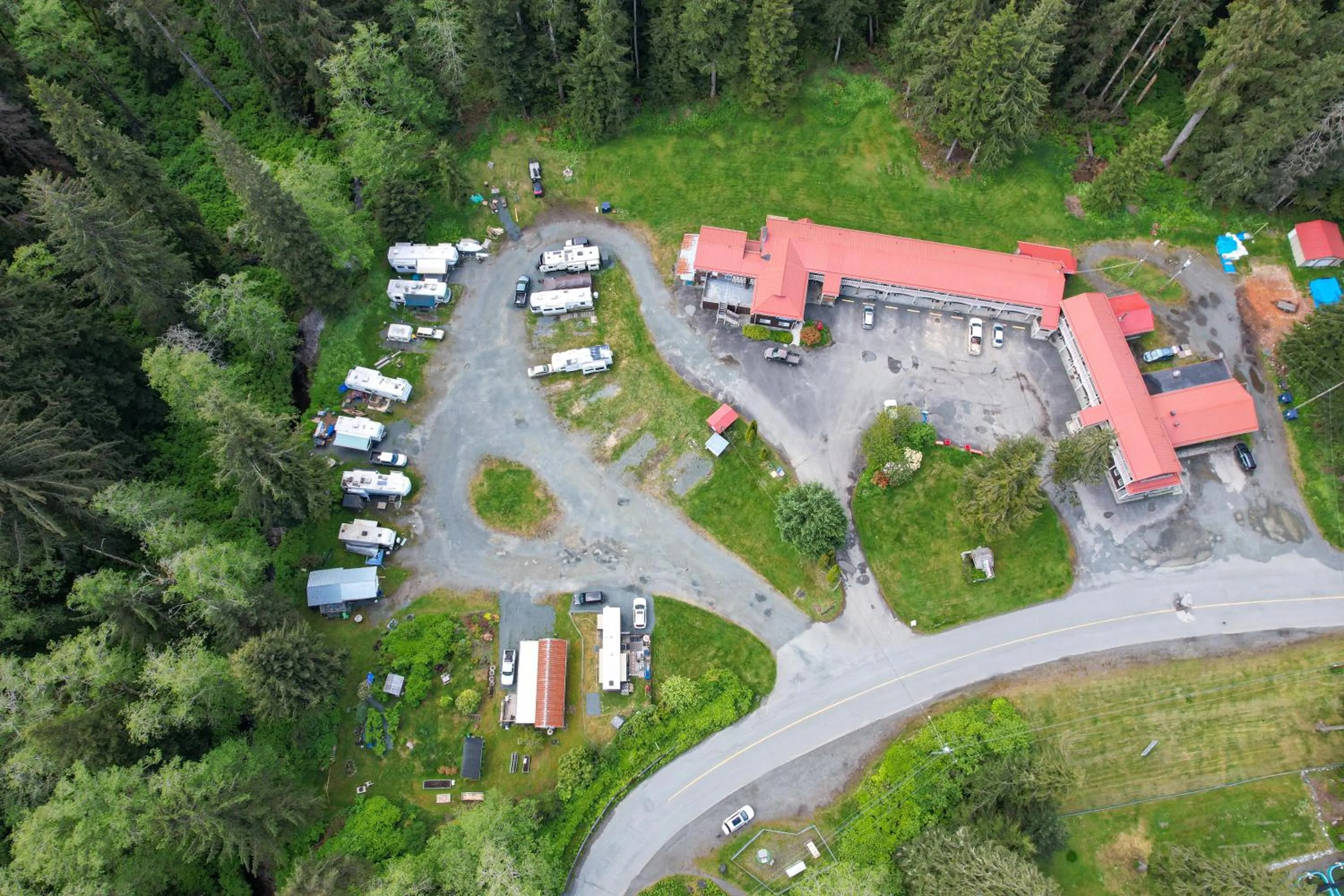 Pioneer Inn by the River