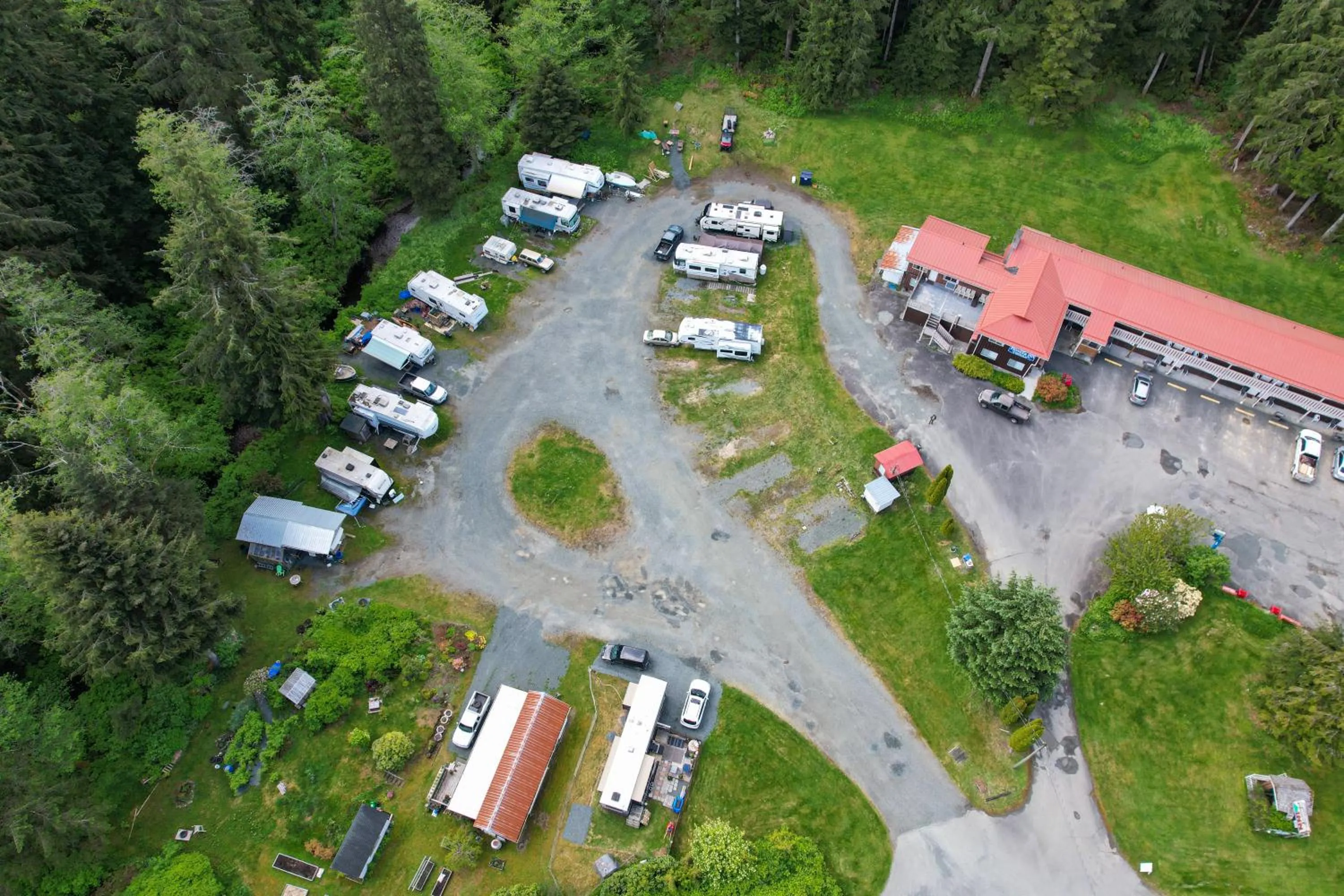 Pioneer Inn by the River