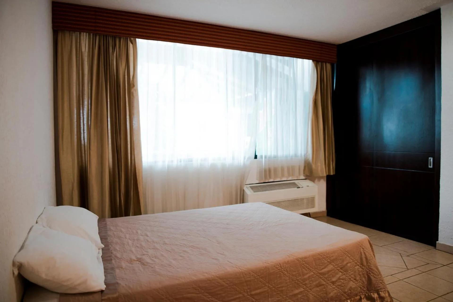 Bed in EH Ejecutivo Urban