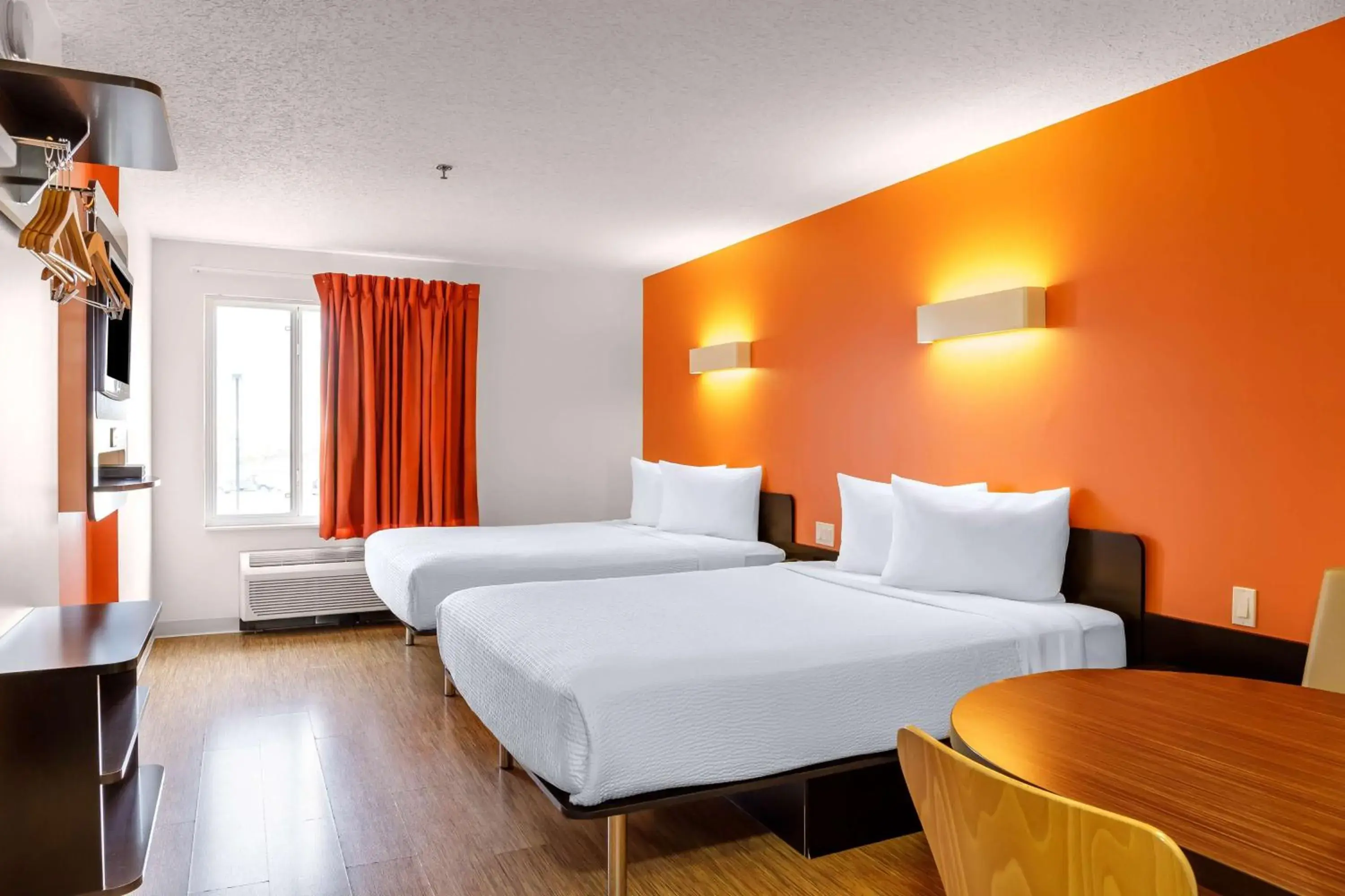 Bedroom, Bed in Motel 6-Swift Current, SK Bedroom, Bed in Motel 6-Swift Current, SK