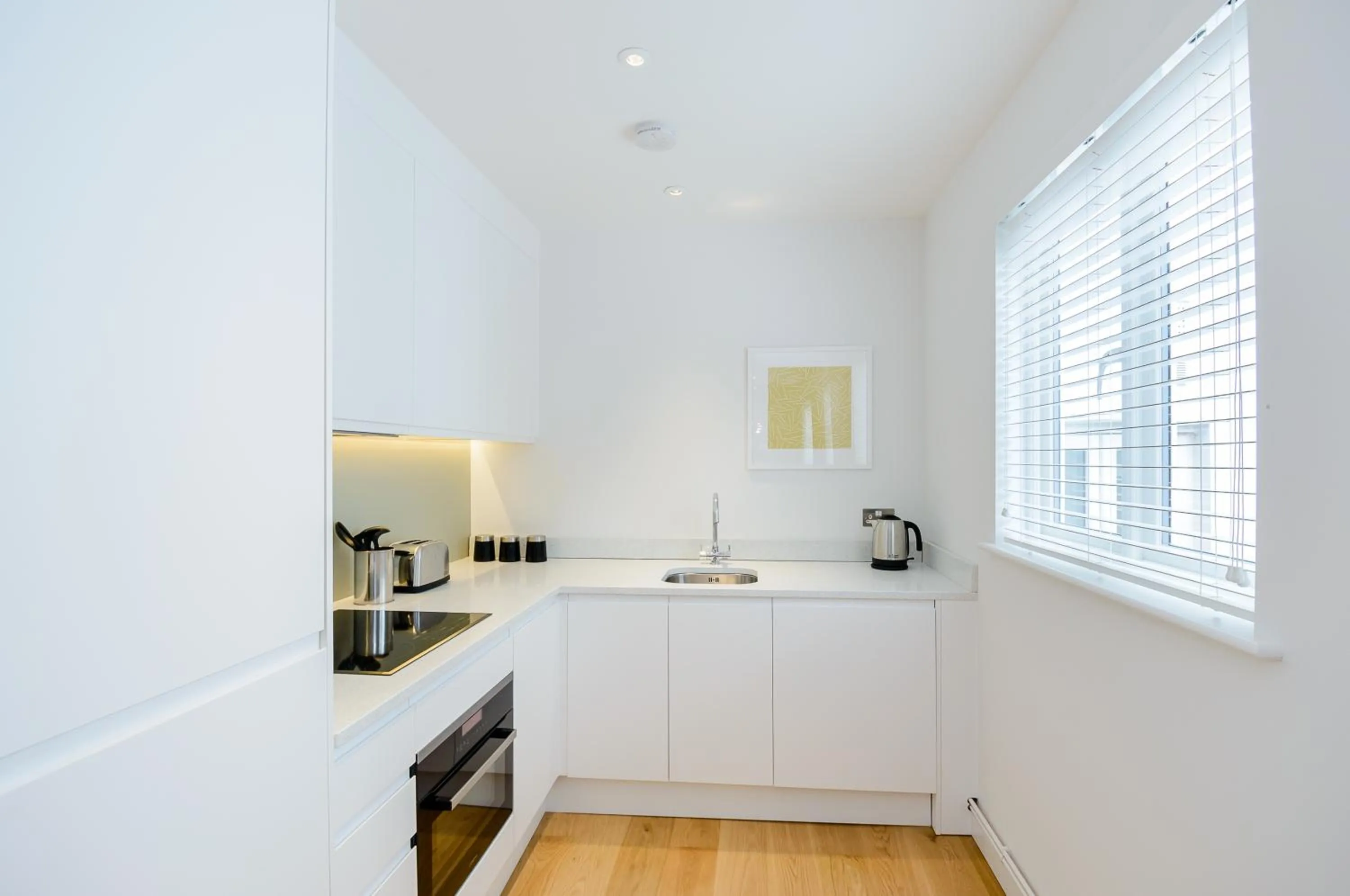 Kitchen or kitchenette in Native Fulham