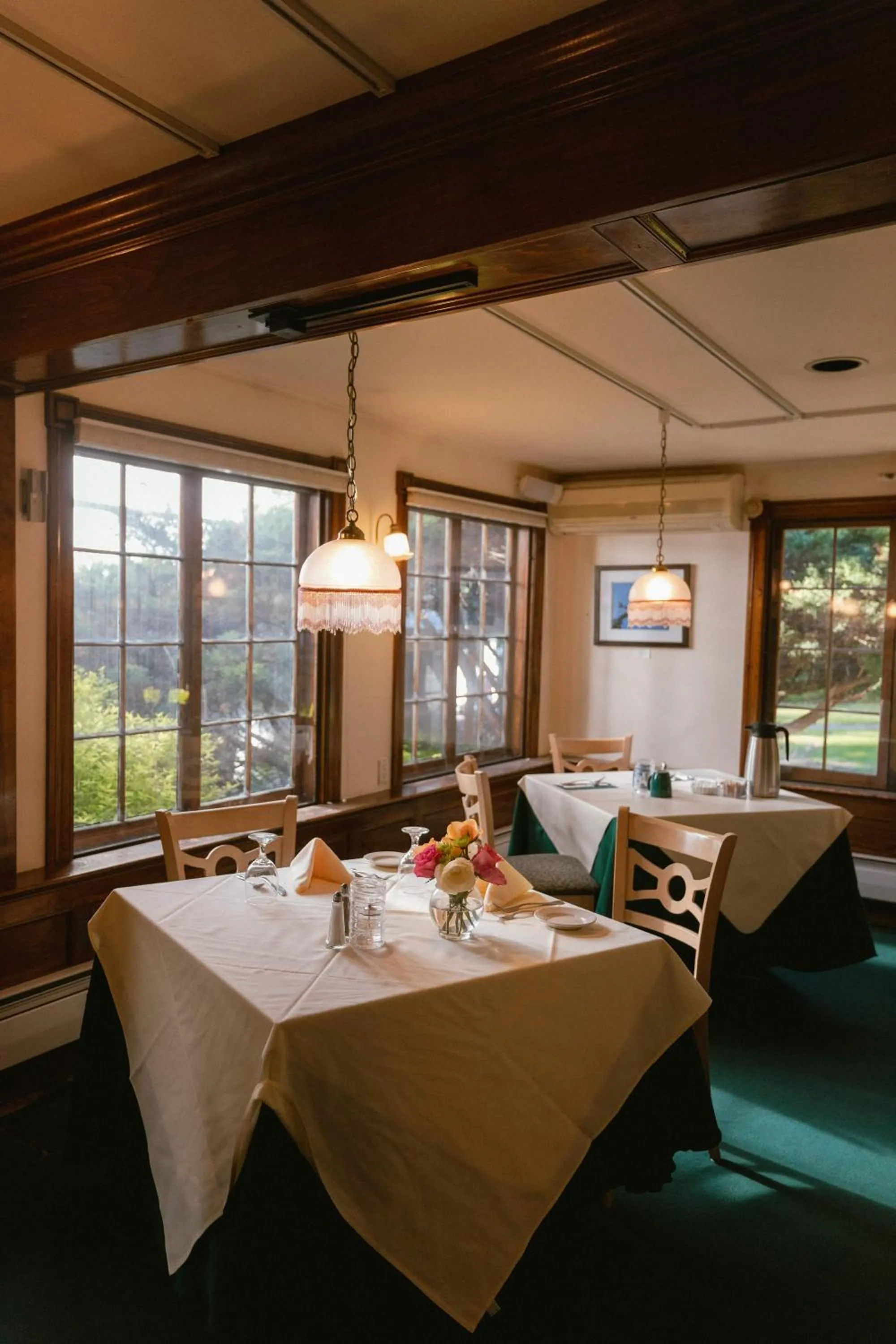 Stonehurst Manor Breakfast & Dinner Included