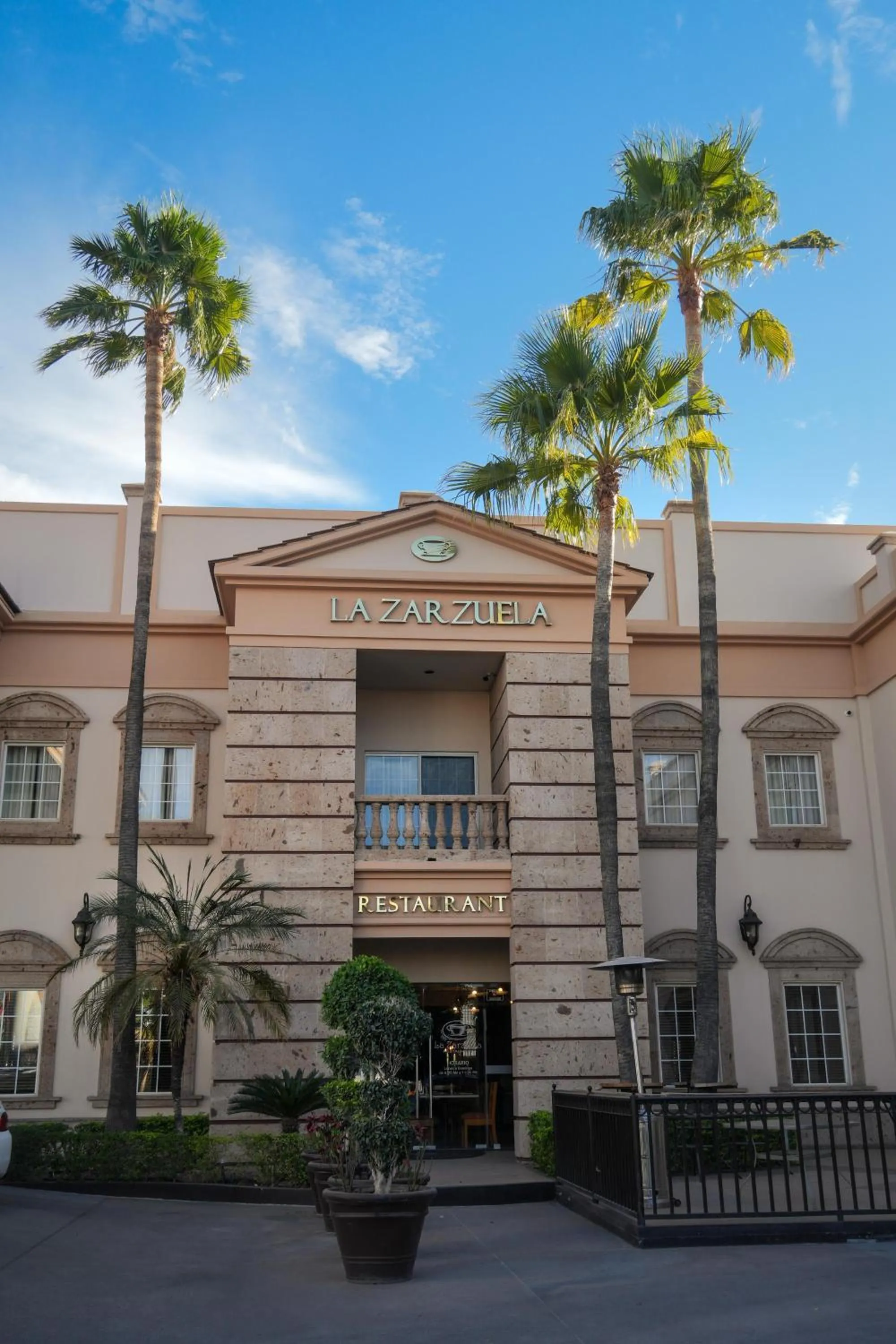 Property building in Royal Palace