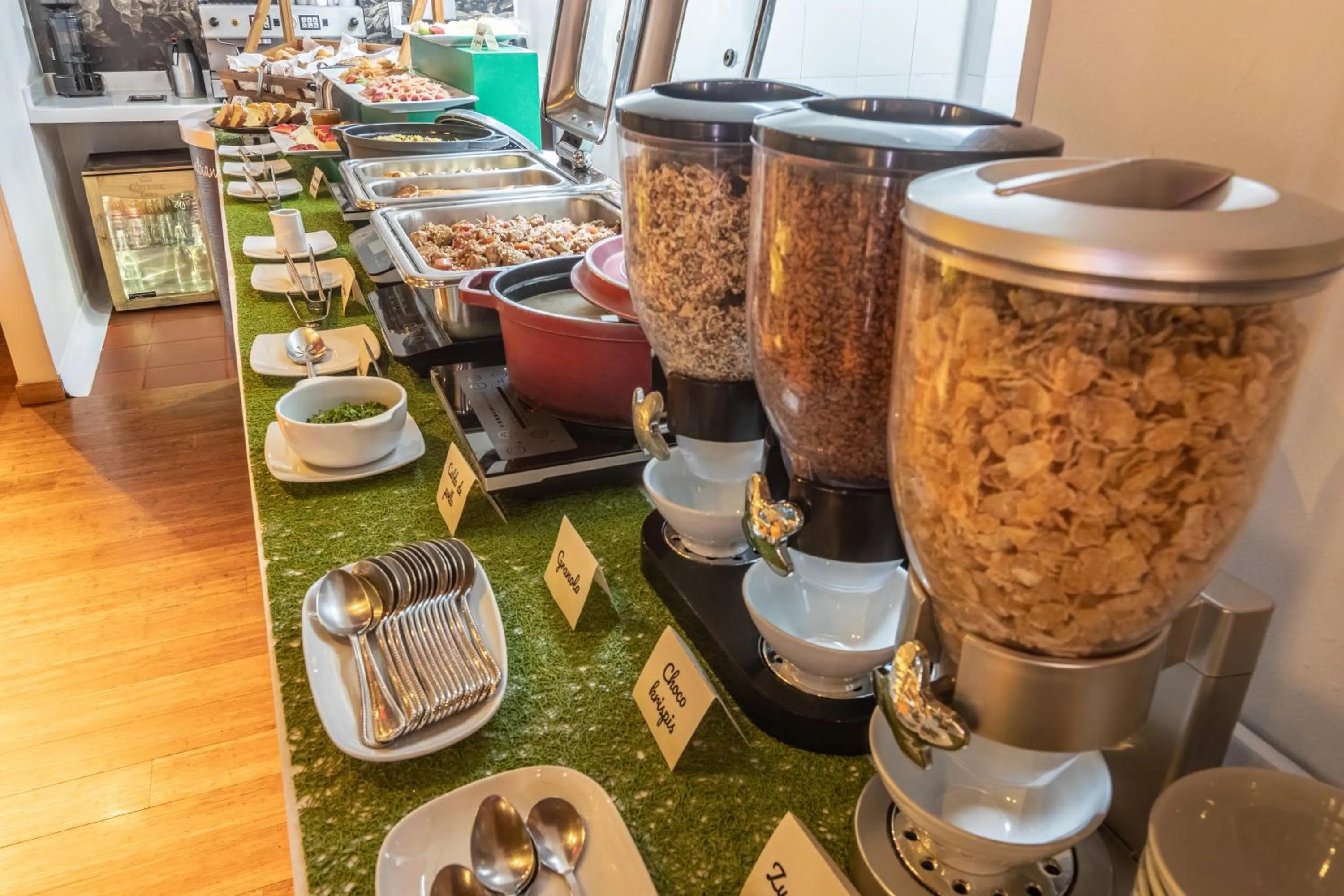 Restaurant/places to eat in Biohotel Organic Suites Bogotá