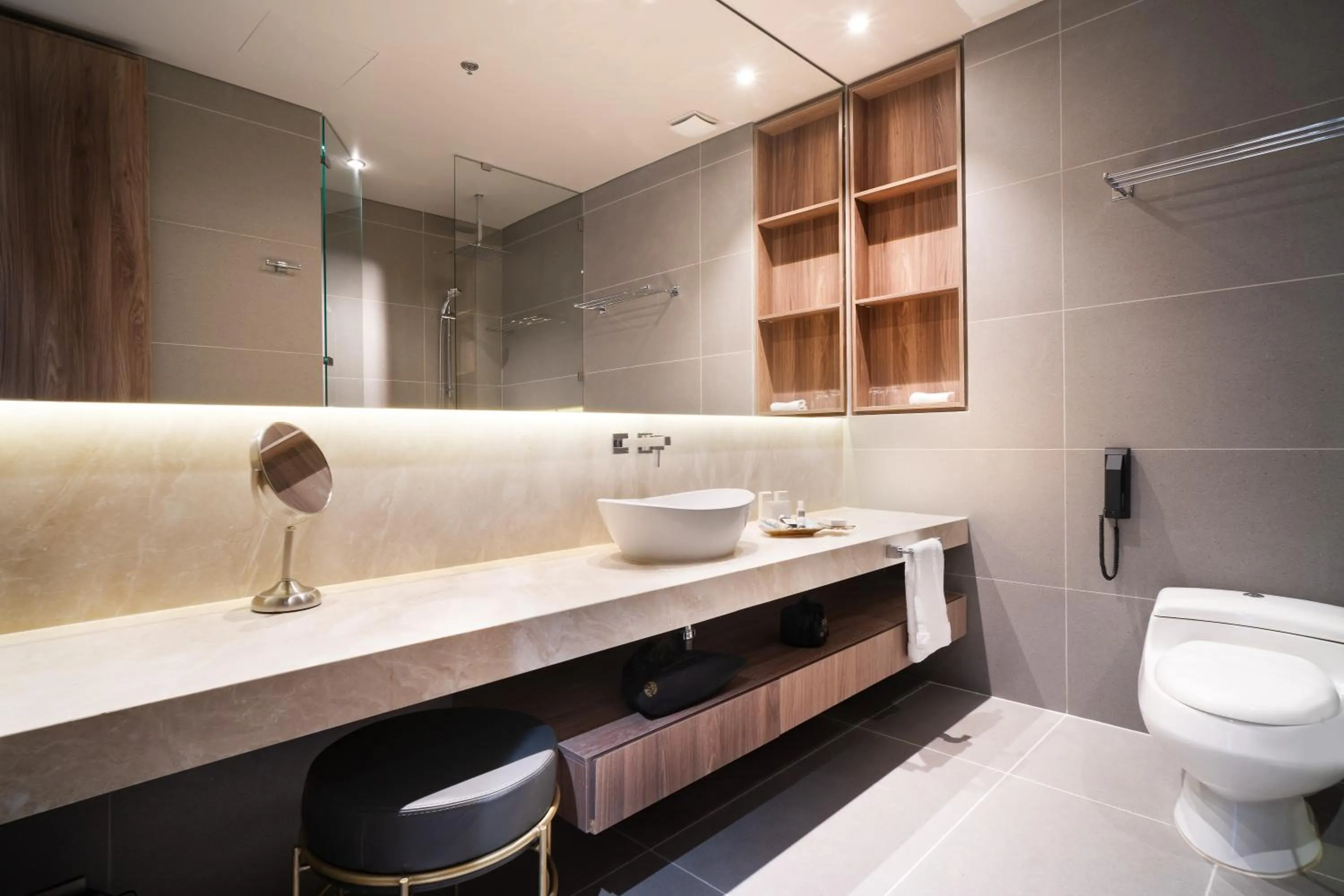 Shower in Salvio Parque 93 Bogota, Curio Collection by Hilton