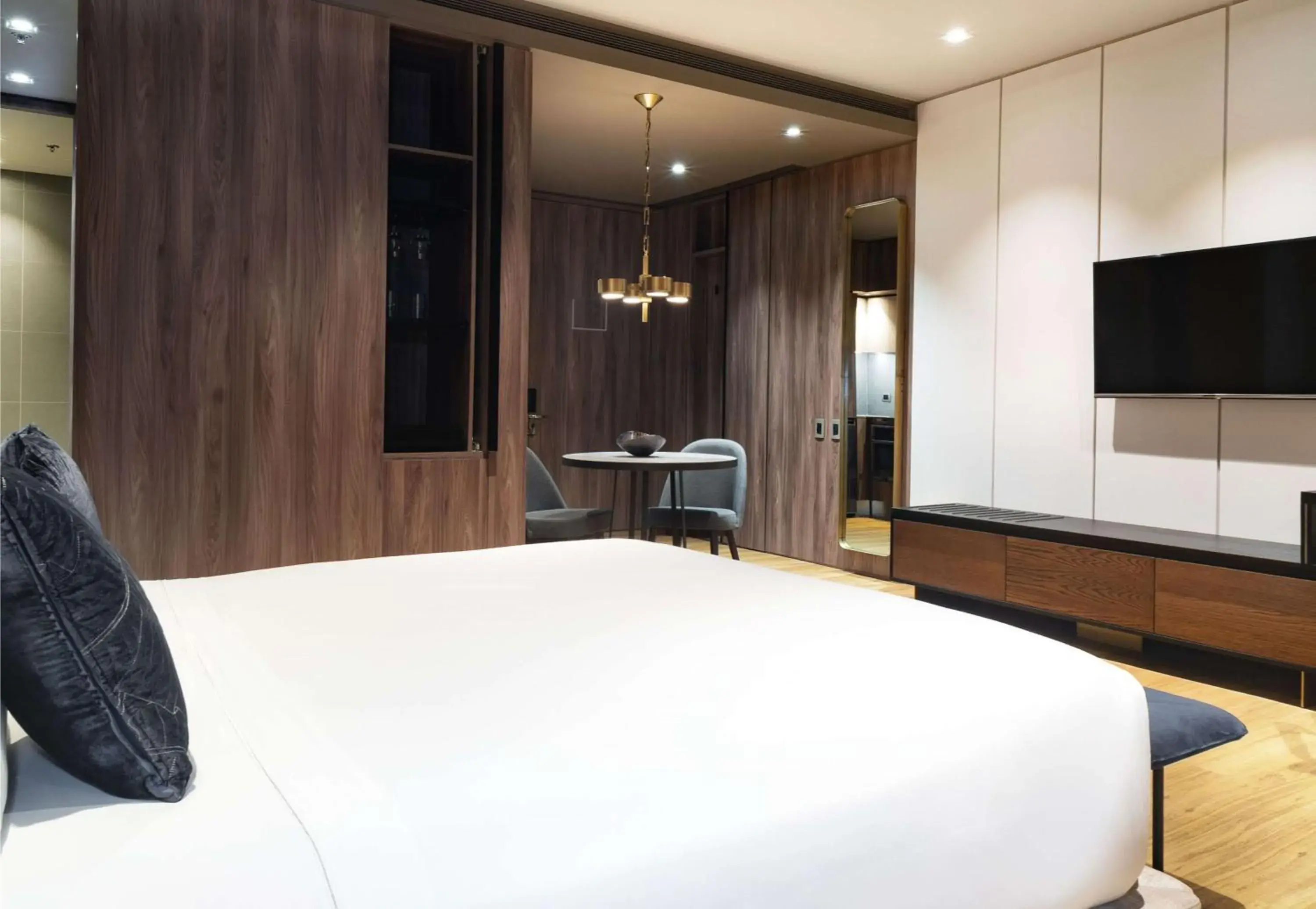 Communal lounge/ TV room, Bed in Salvio Parque 93 Bogota, Curio Collection by Hilton Communal lounge/ TV room, Bed in Salvio Parque 93 Bogota, Curio Collection by Hilton