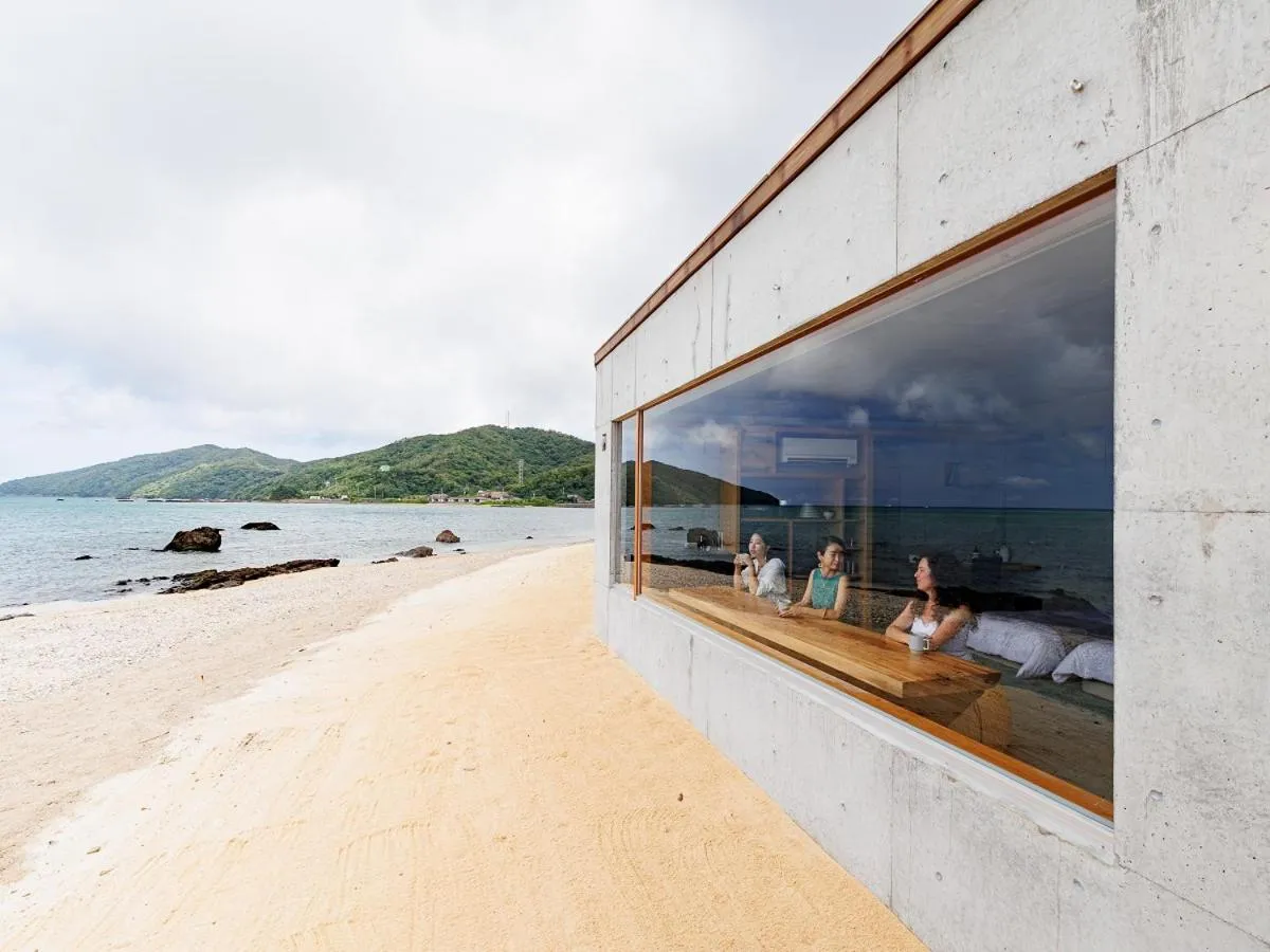 Denpaku The Beachfront MIJORA