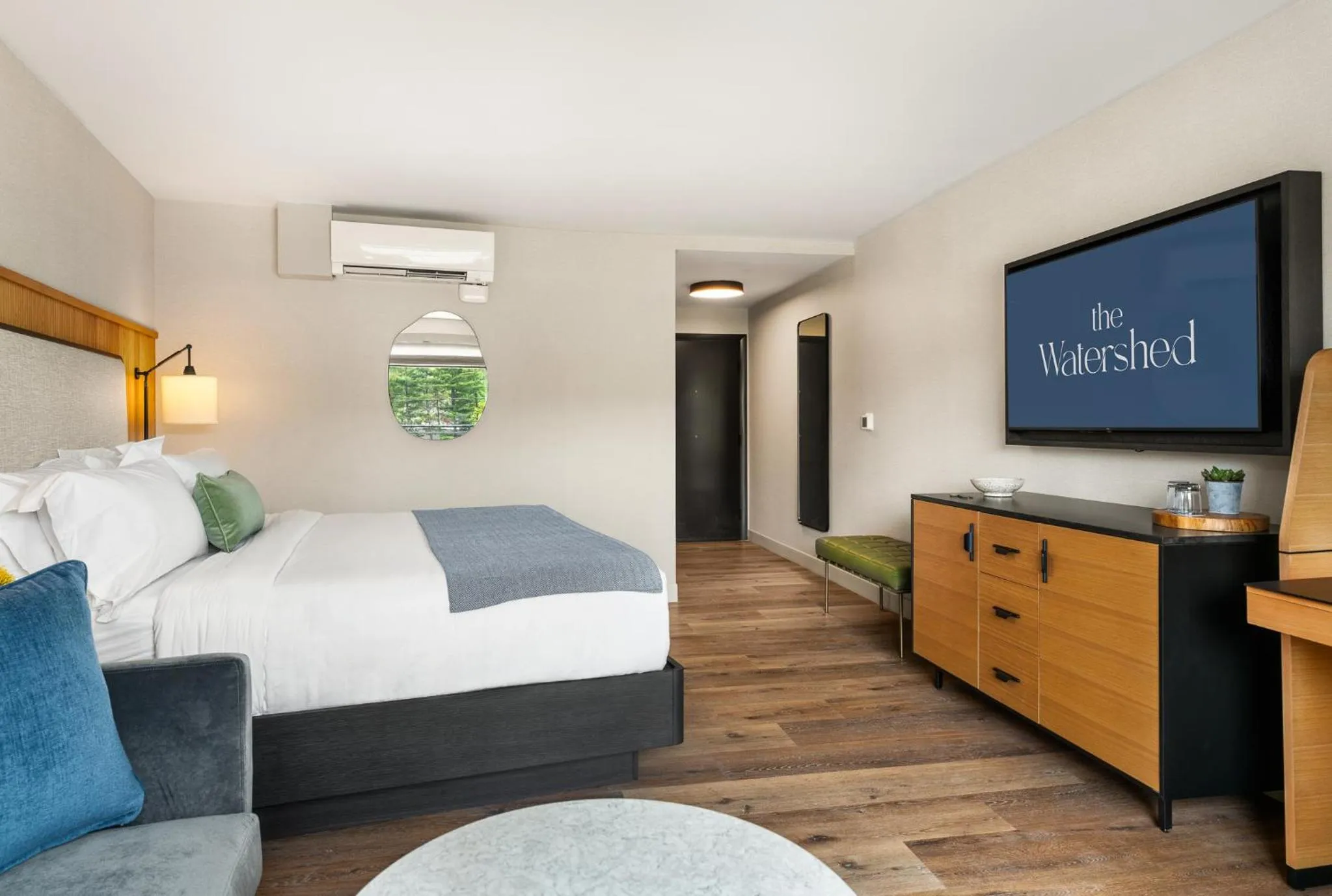 Bed in The Watershed Norwalk