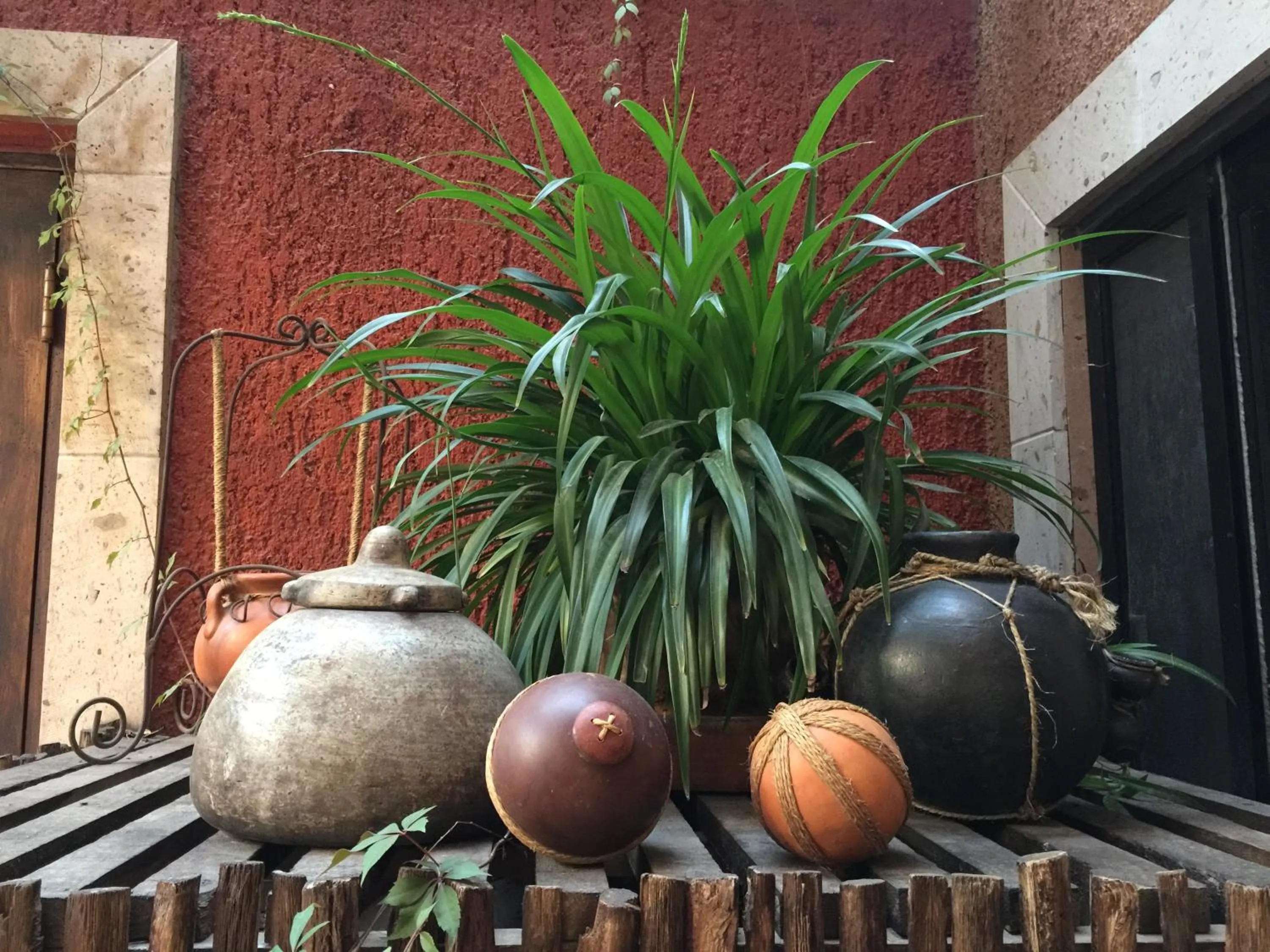 Decorative detail in Posada del Cortes